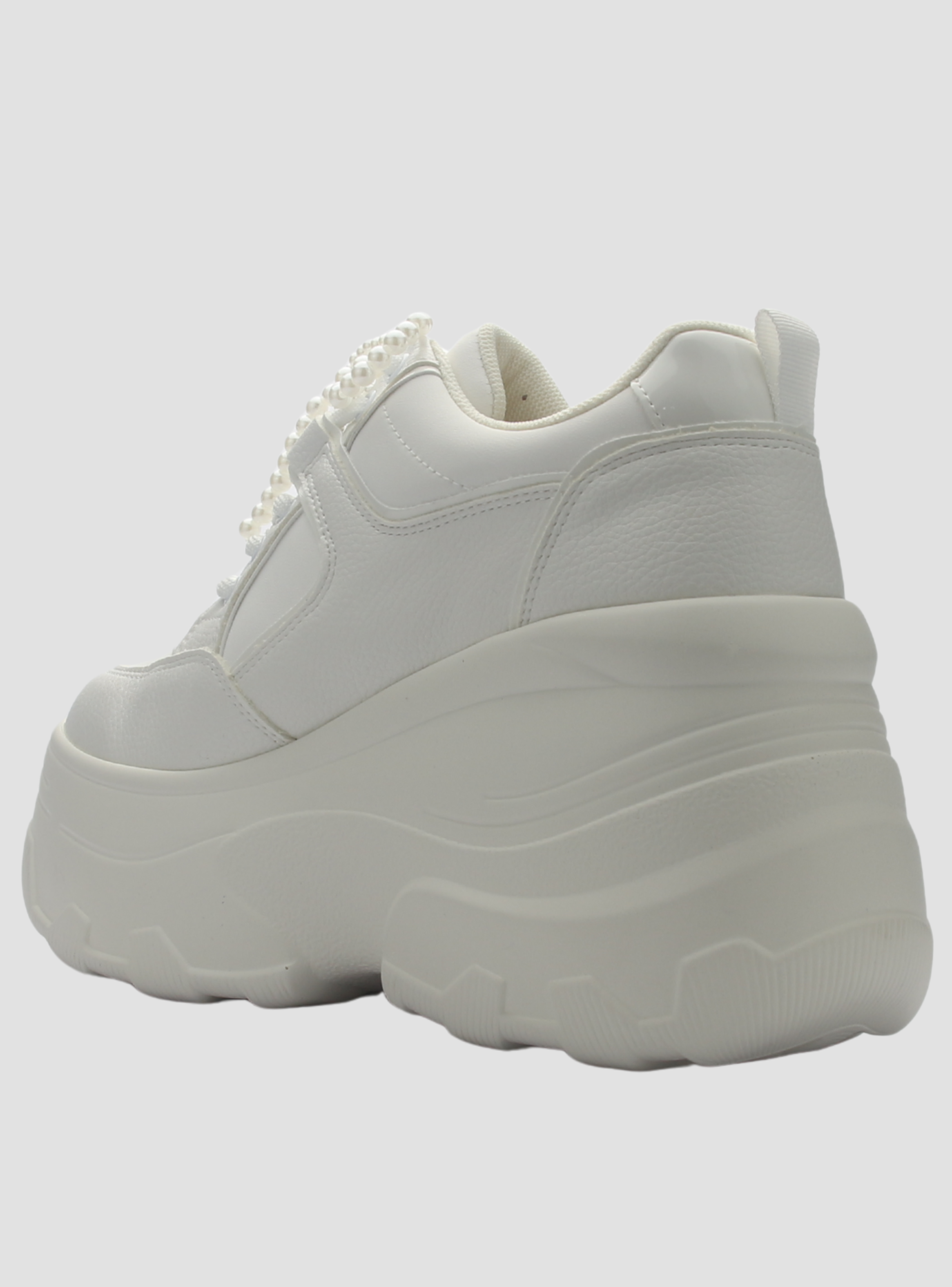 Zapatilla de Mujer de color Blanco Urbano Chalada Nake-3-3