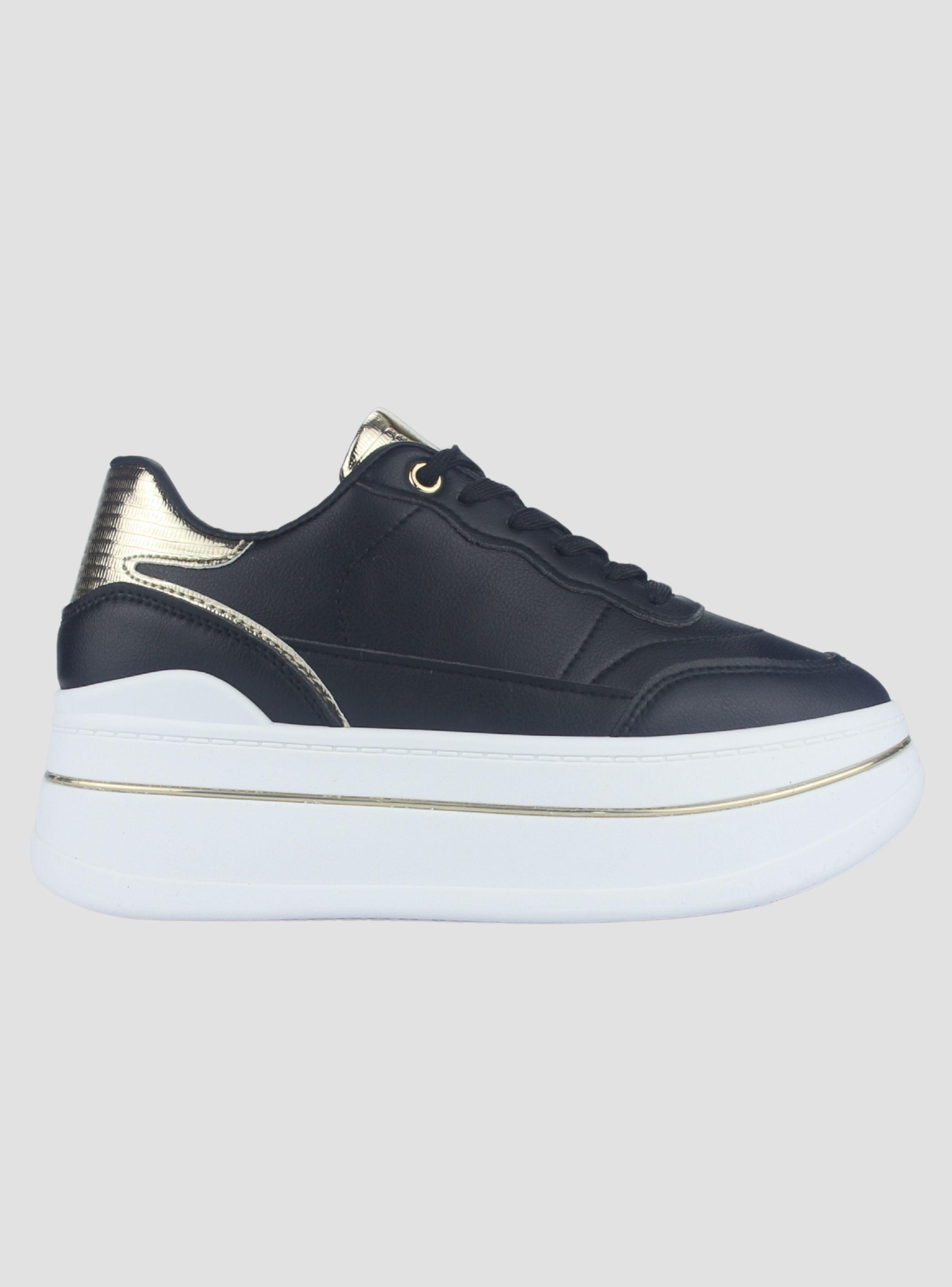 Zapatilla Chalada Mujer Valky-1 Negro Urbano-0