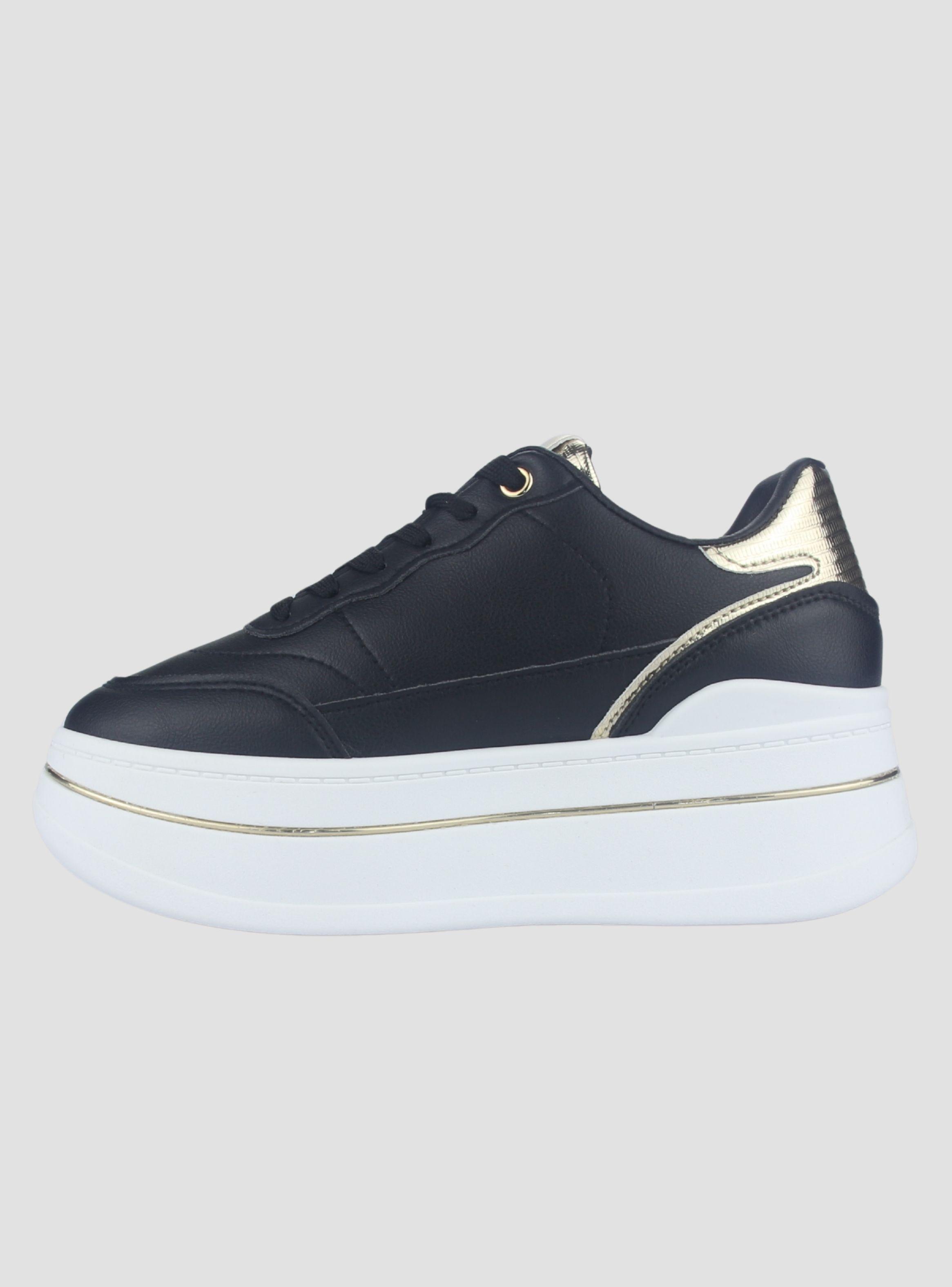 Zapatilla Chalada Mujer Valky-1 Negro Urbano-1