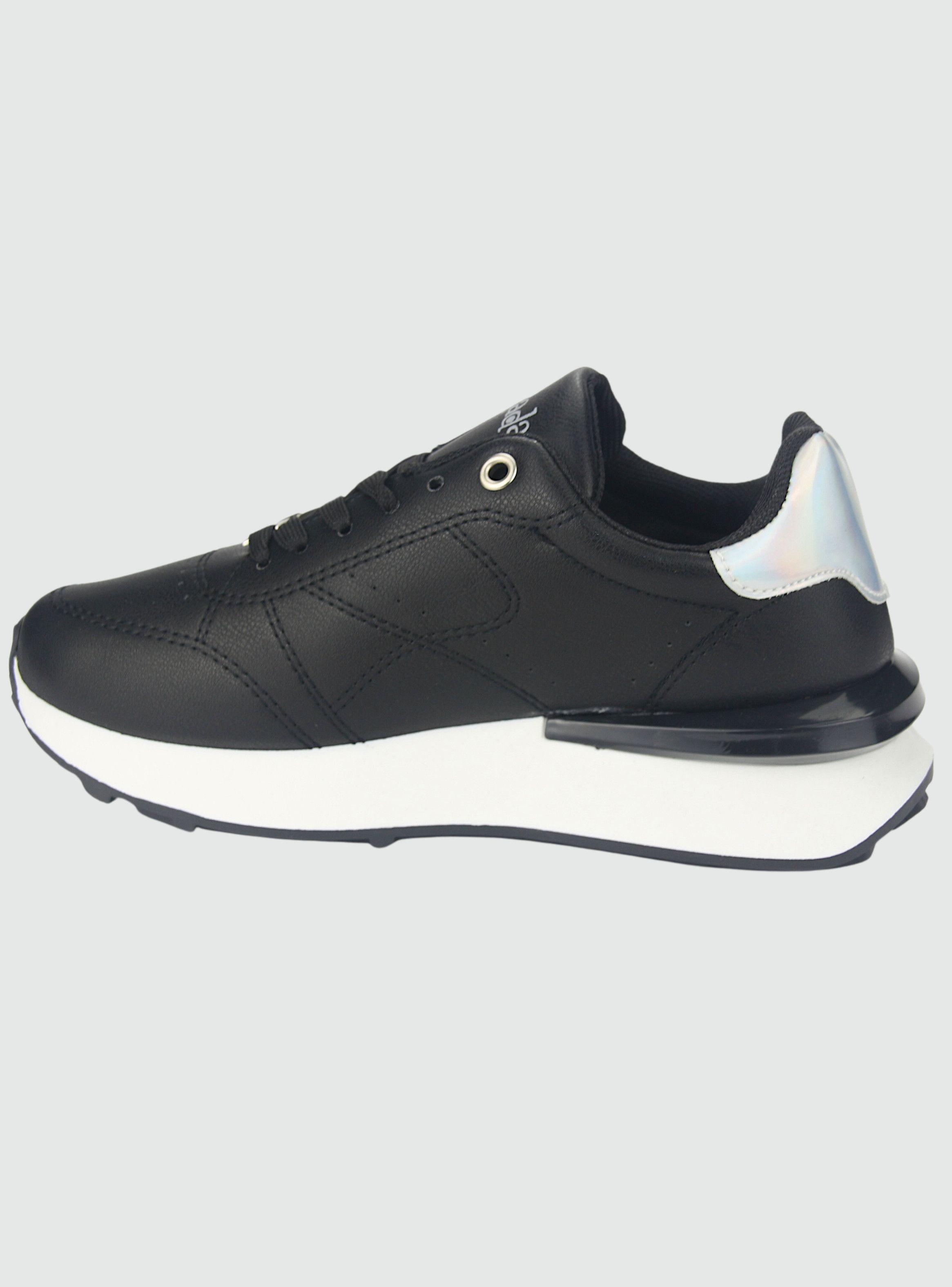 Zapatilla Chalada Mujer Frika-1 Negro Urbano-1