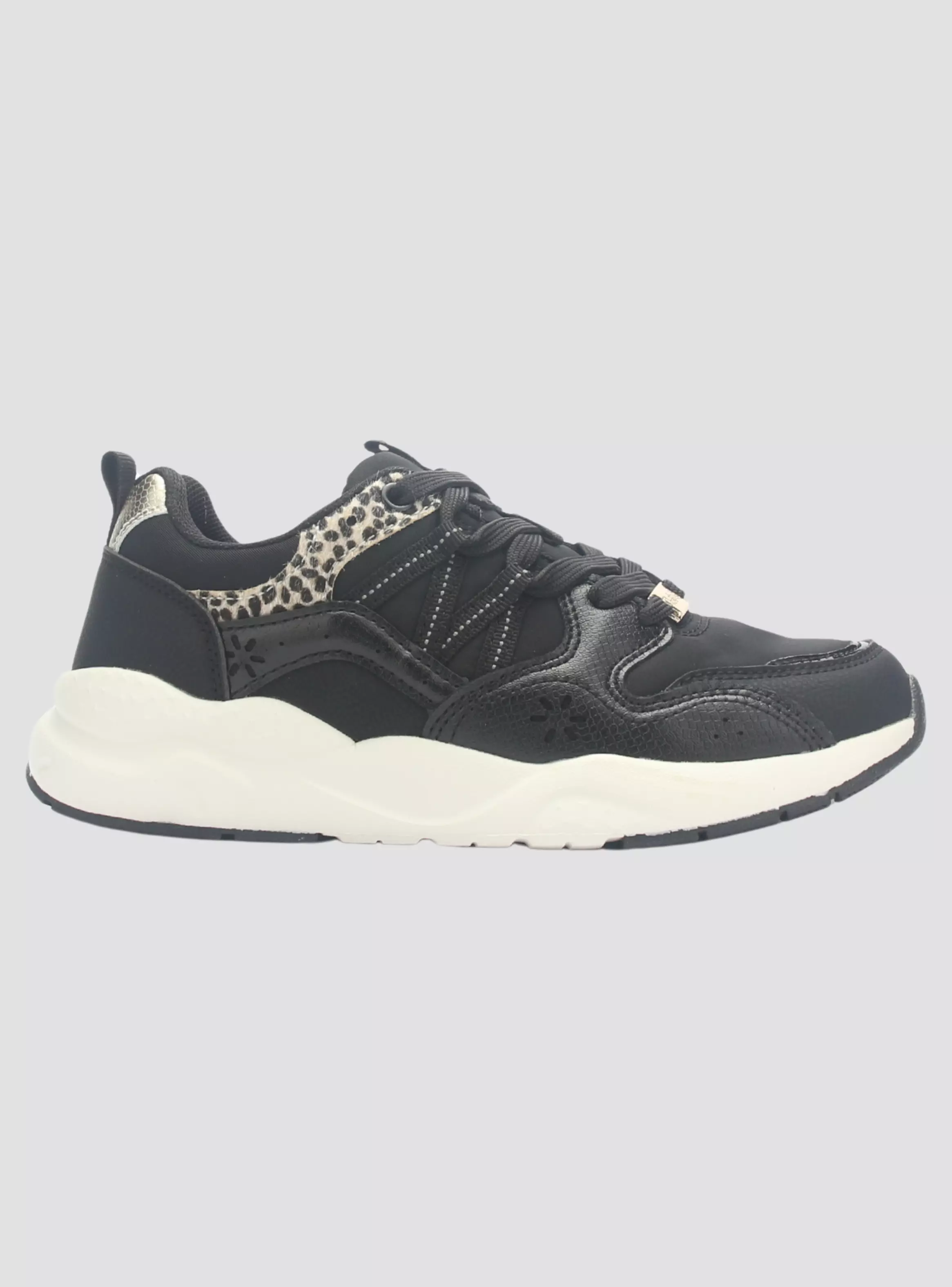 Zapatilla Mujer Chalada Glasgow-1 Negro Urbano-0