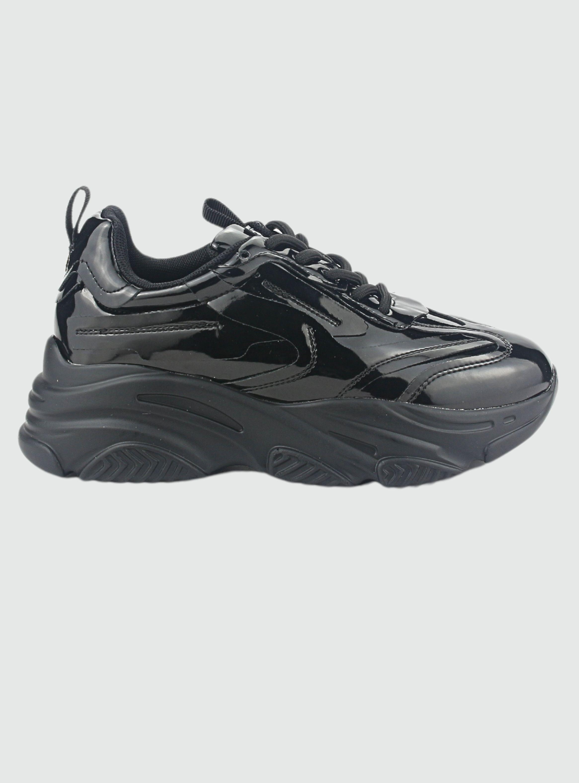 Zapatilla Chalada Mujer Mad-1 Negro Urbano-0