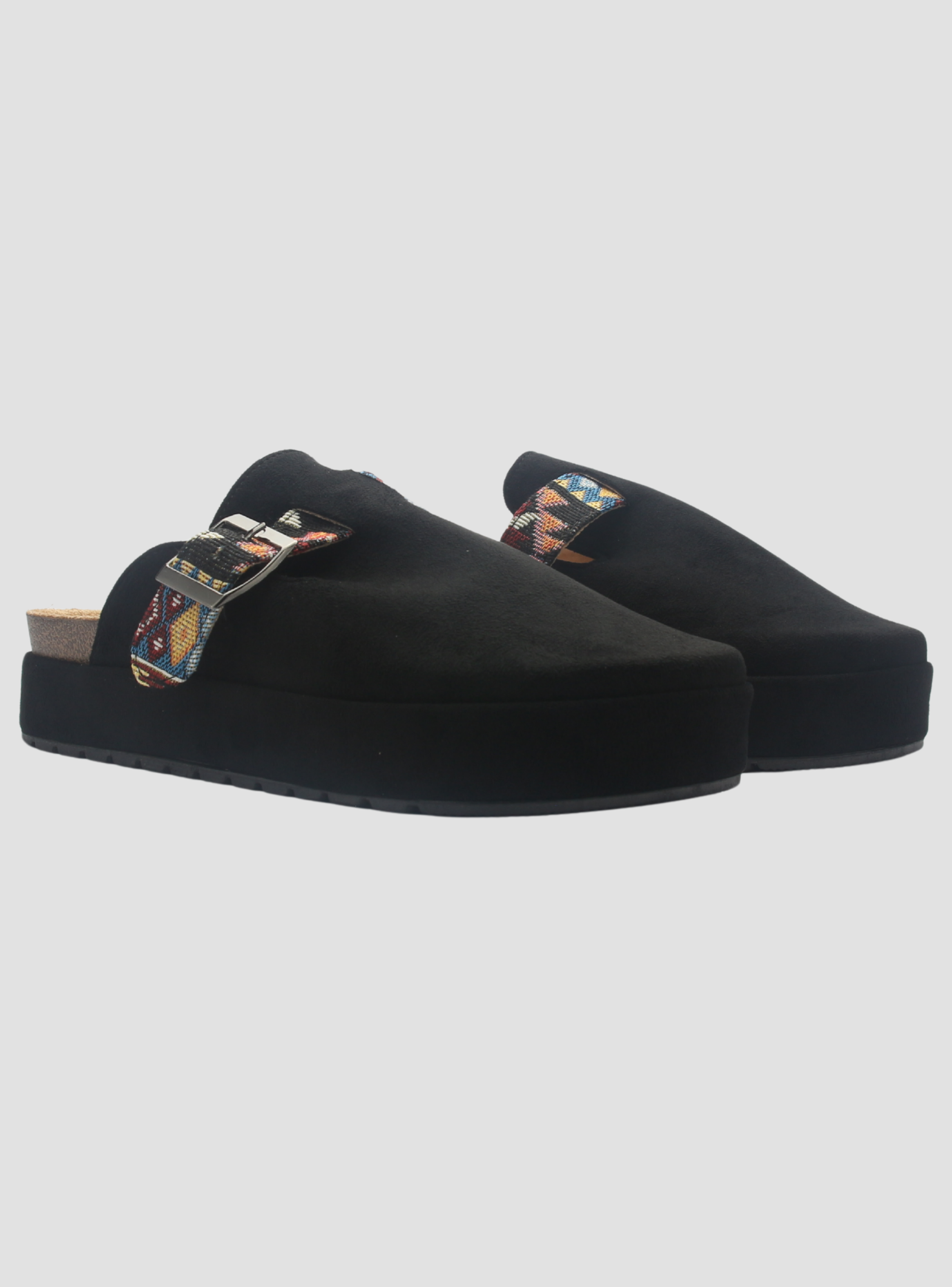 Zapato de mujer Negro Casual Chalada Risco-3-6