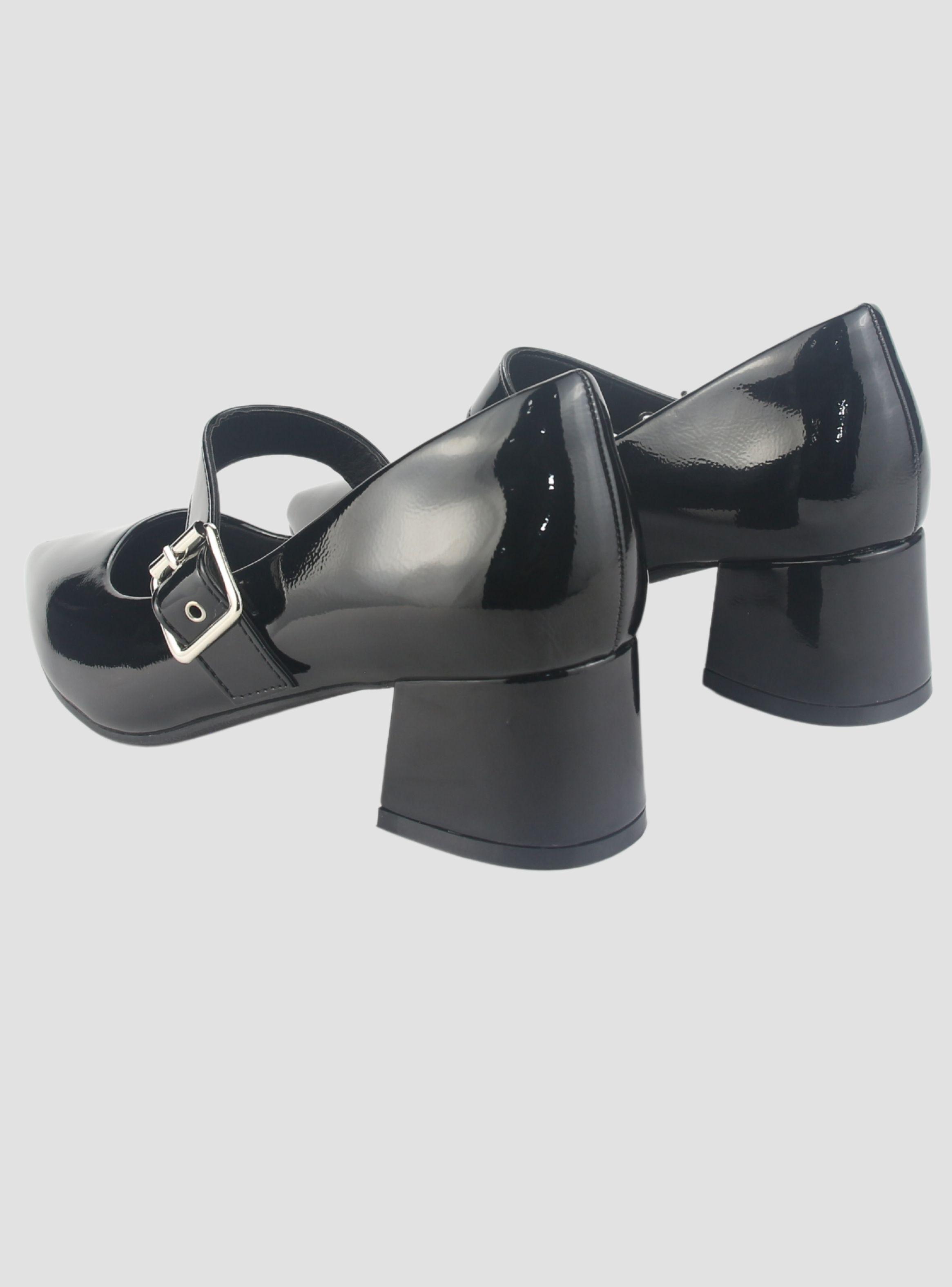 Zapato Chalada Mujer Biccari-1 Negro Casual-5