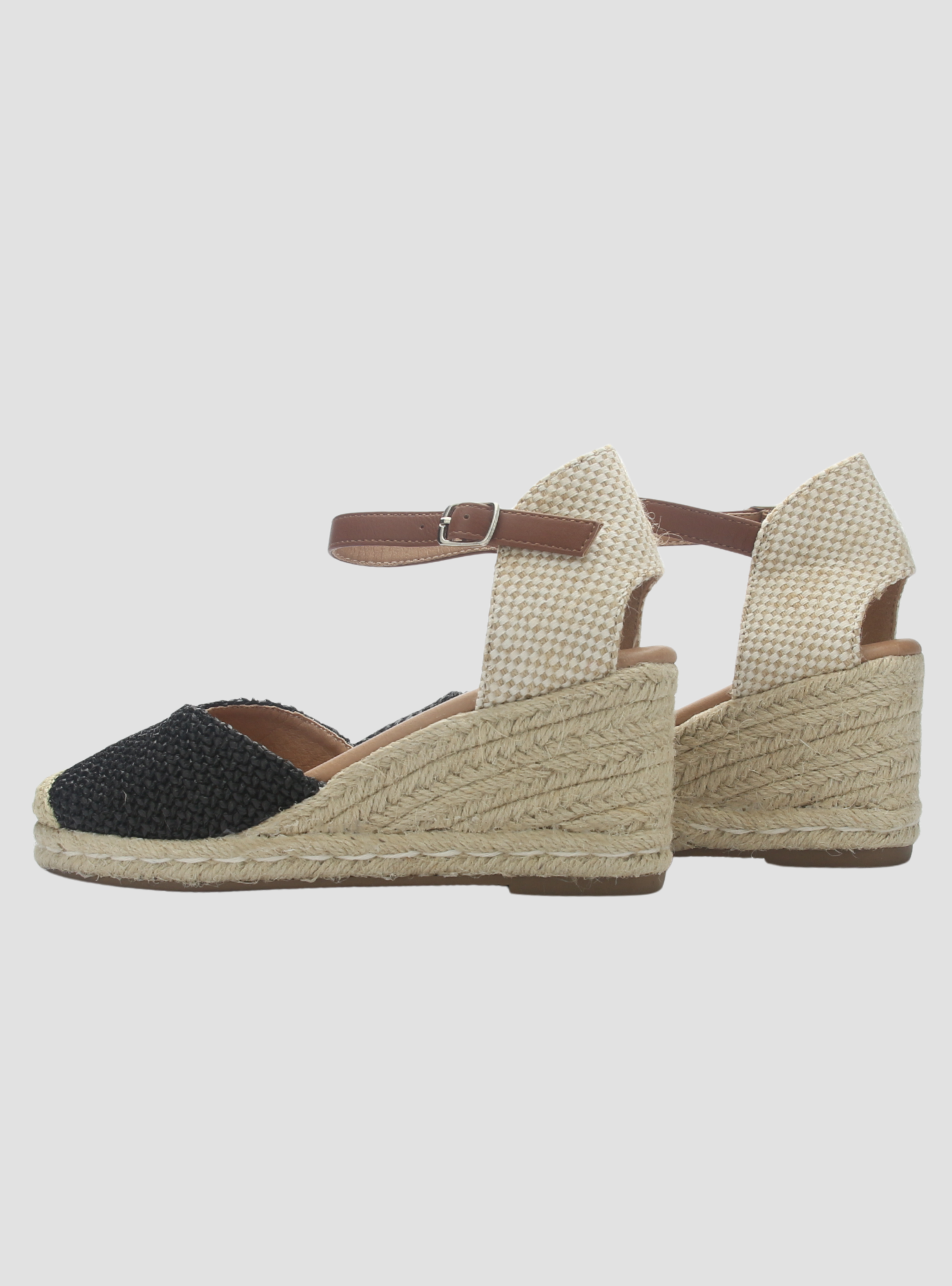 Zapato de mujer Negro Casual Chalada Penny-3-5