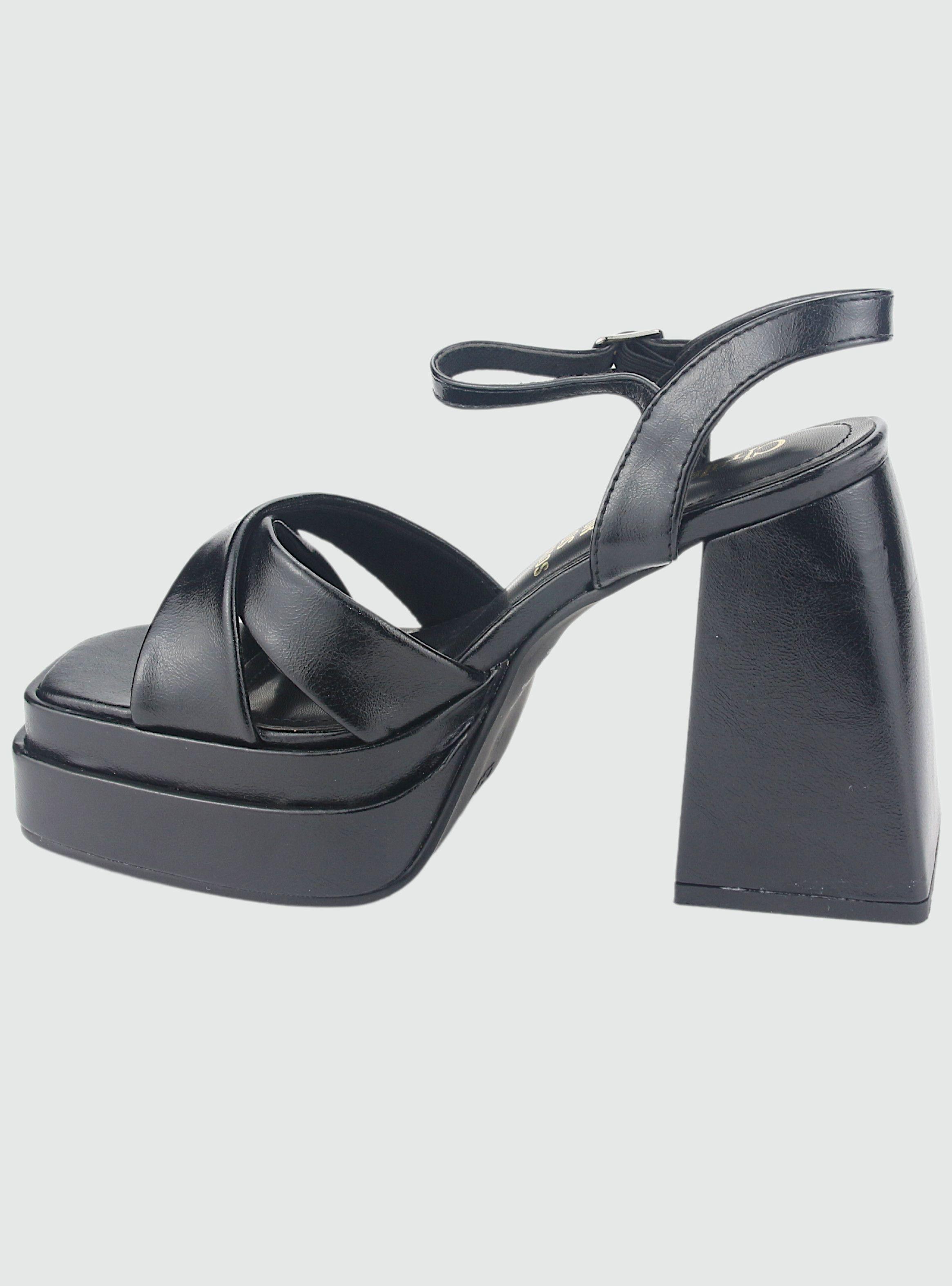 Sandalia Chalada Mujer Yaya-1 Negro Casual-1