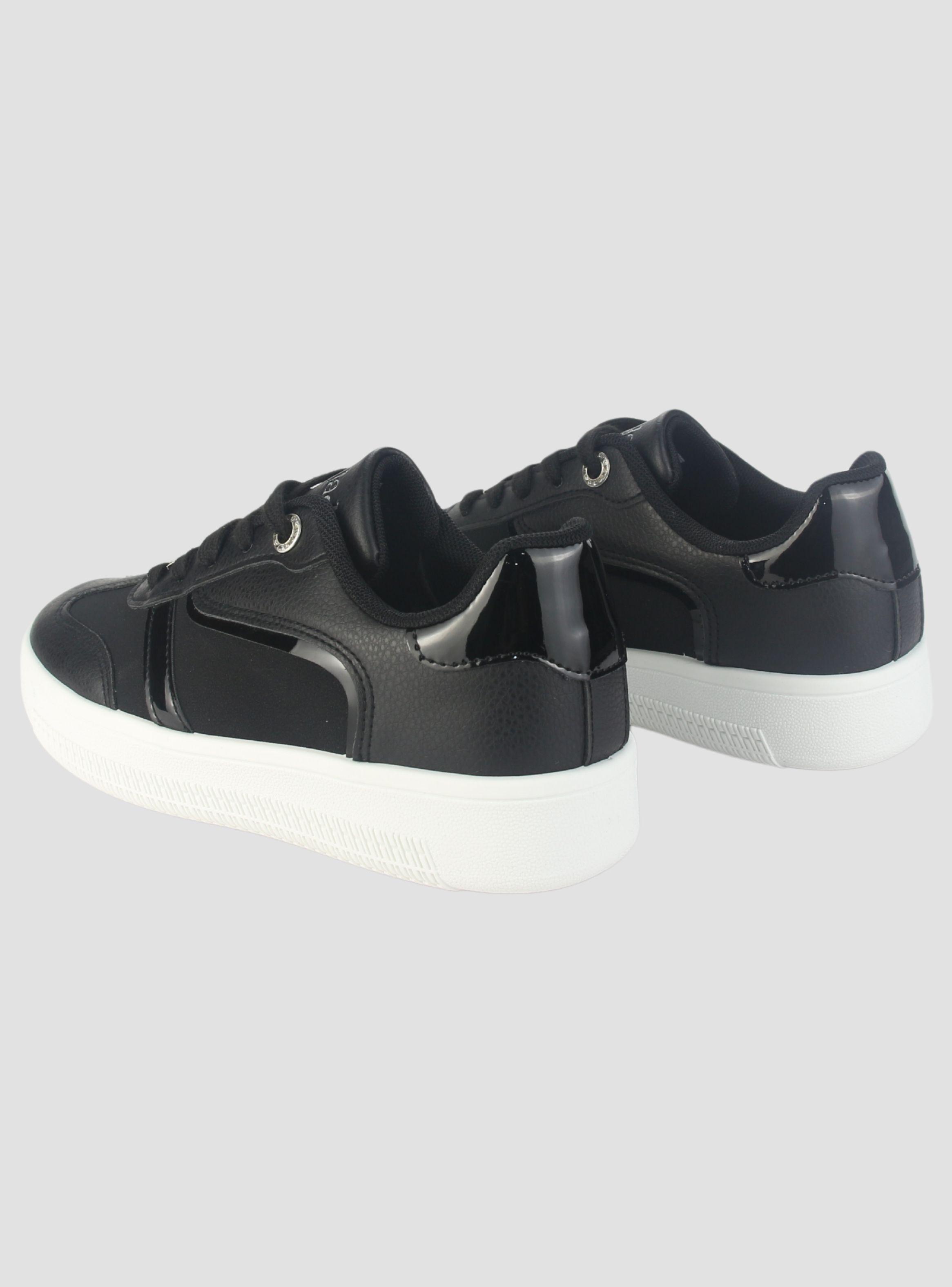 Zapatilla Chalada Mujer Kela-1 Negro Urbano-5