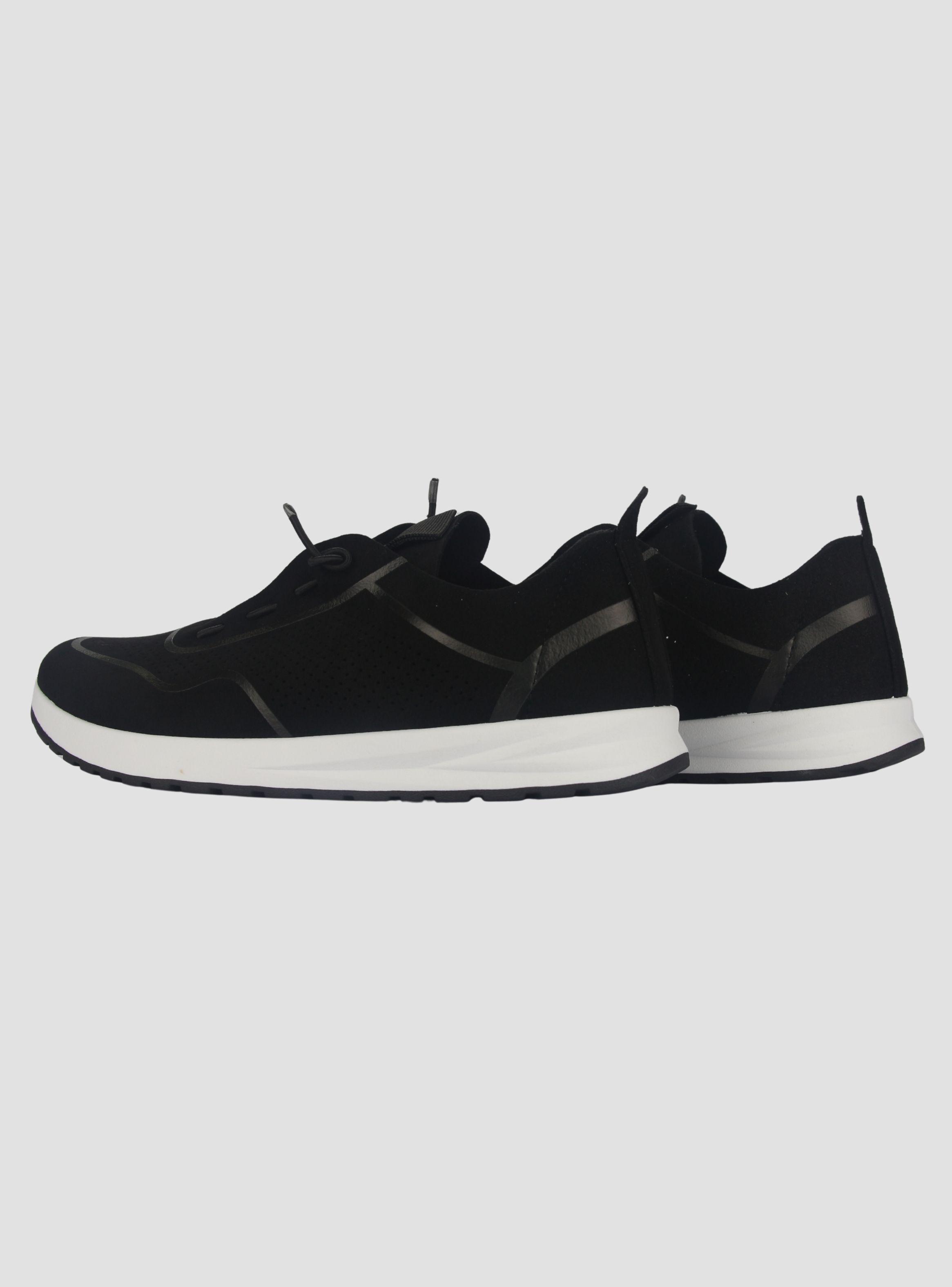Zapatilla Mujer  Chalada Vita-8 Negro Urbano-5
