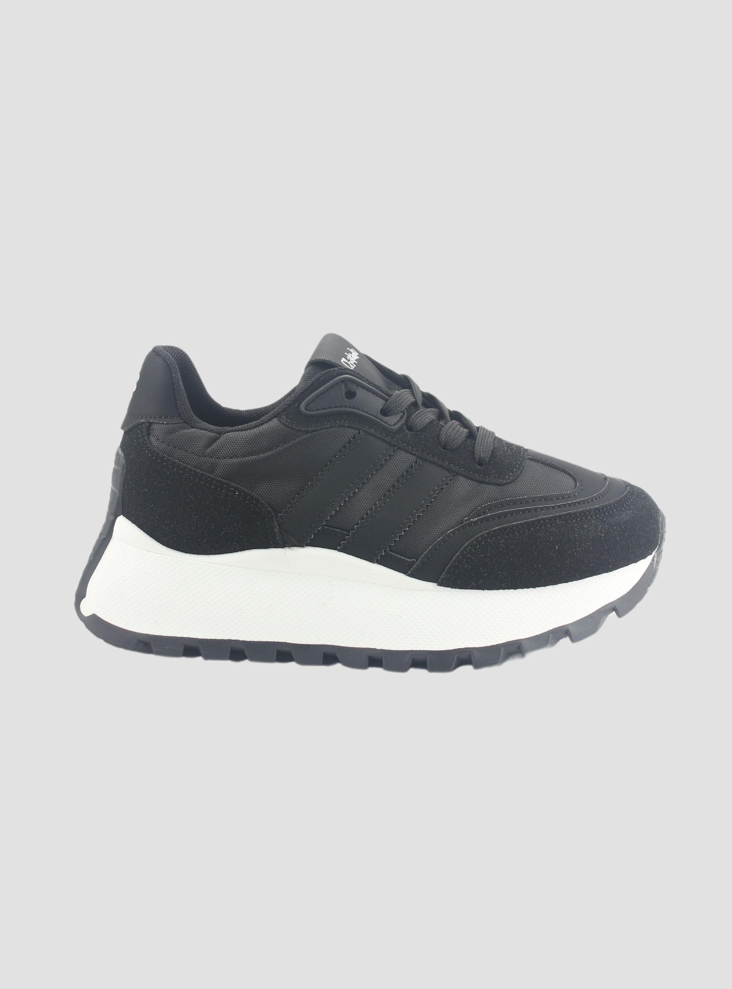 Zapatilla Chalada Mujer Pixa-5 Negro Urbano-0