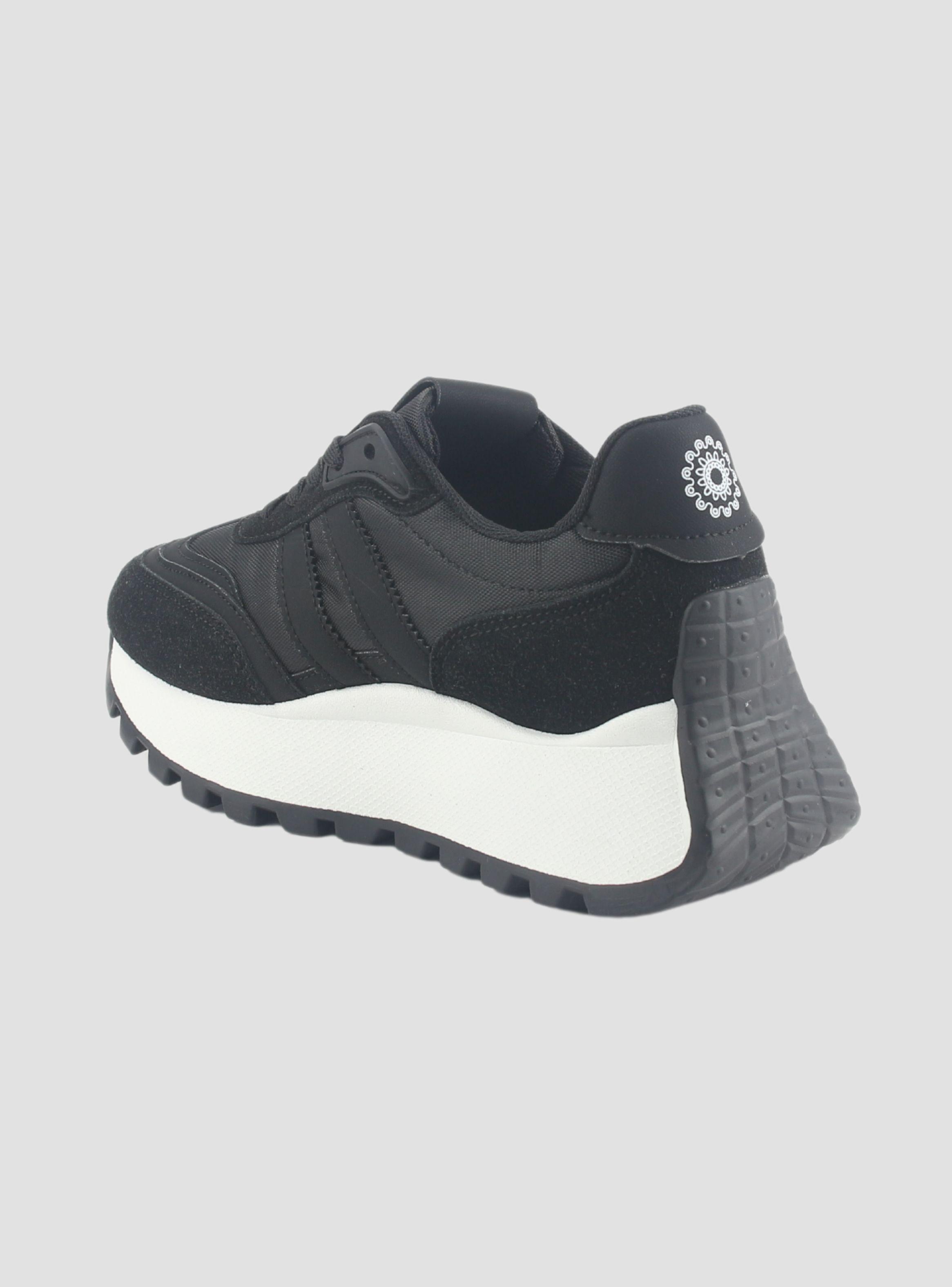 Zapatilla Chalada Mujer Pixa-5 Negro Urbano-3