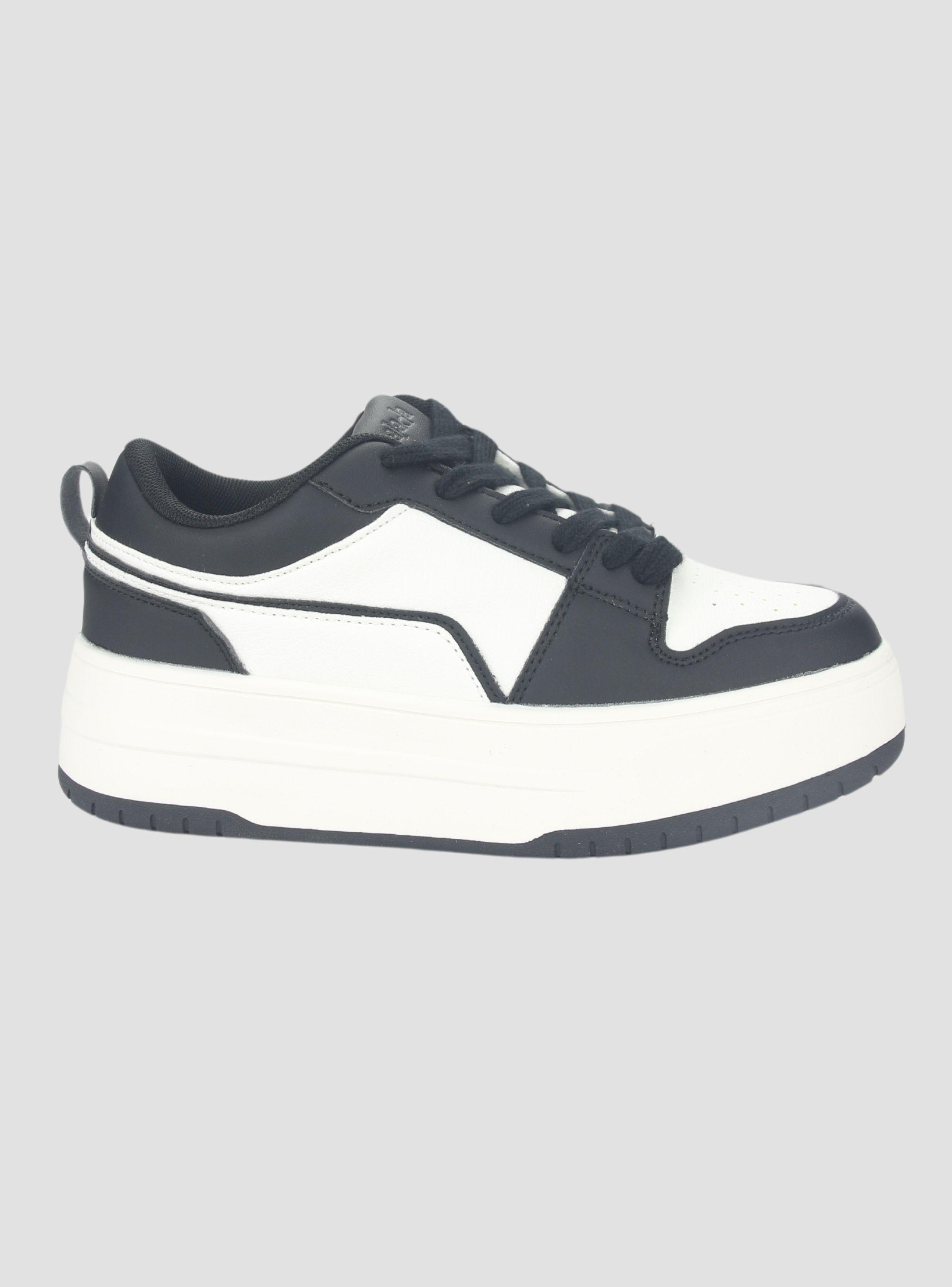 Zapatilla Chalada Mujer Trina-1 Negro Urbano-0