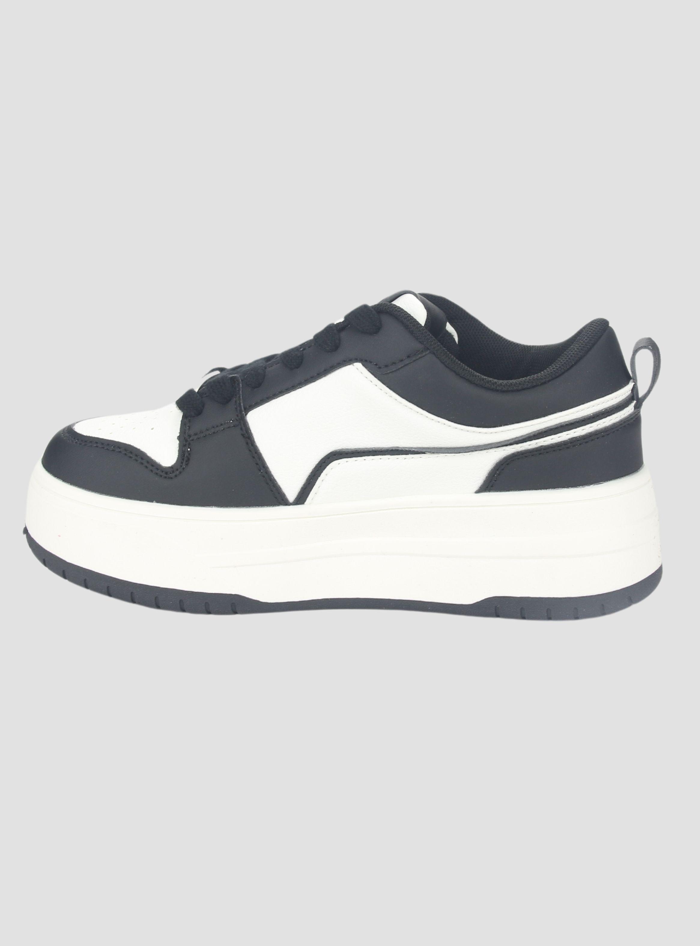 Zapatilla Chalada Mujer Trina-1 Negro Urbano-1