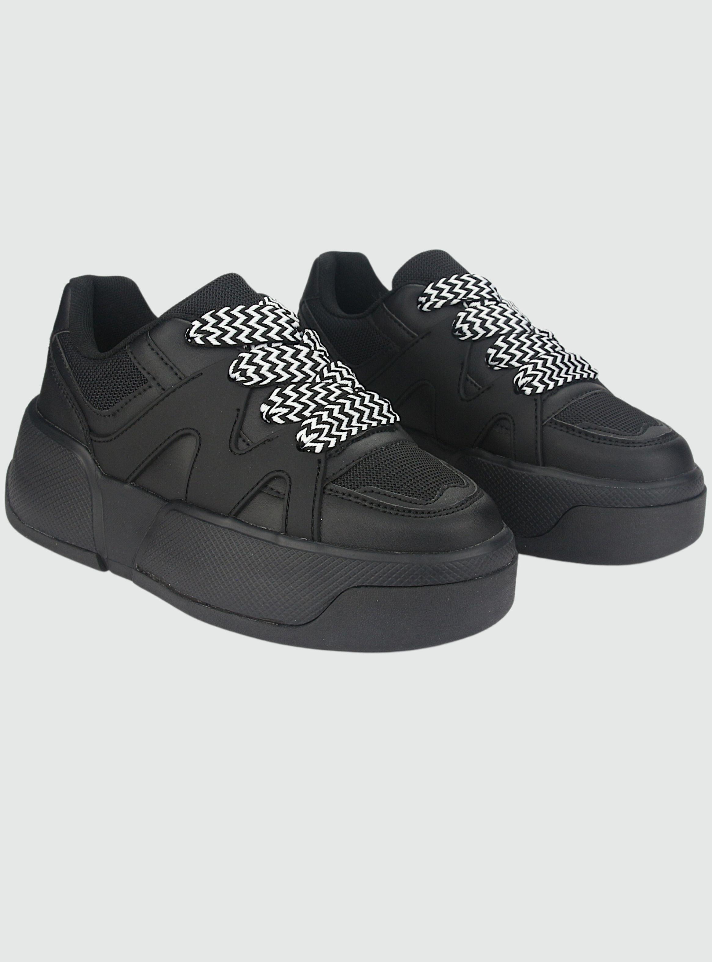 Zapatilla Chalada Mujer Nora-5 Negro Urbano-5