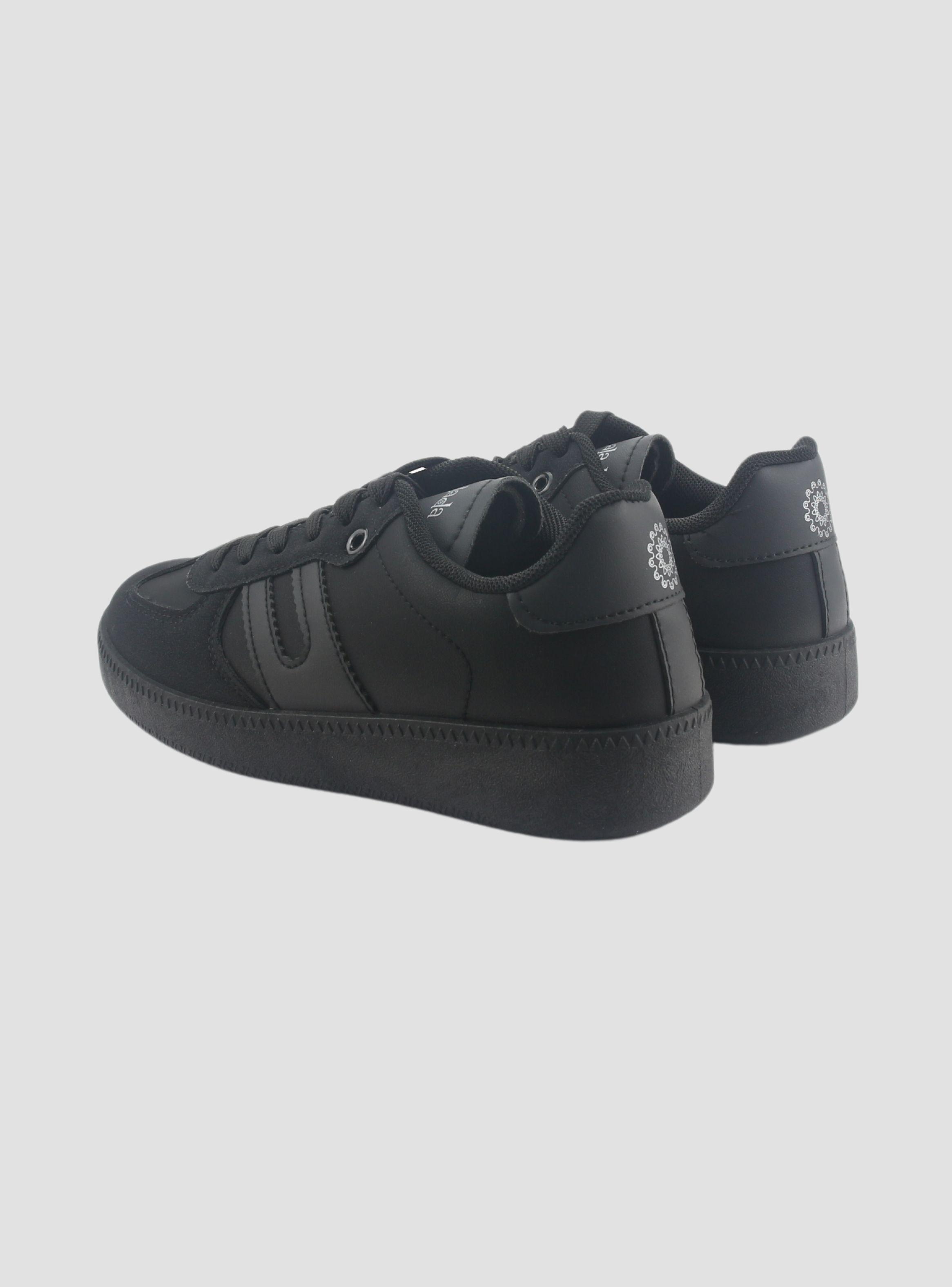 Zapatilla Chalada Mujer Antu-2 Negro Urbano-5