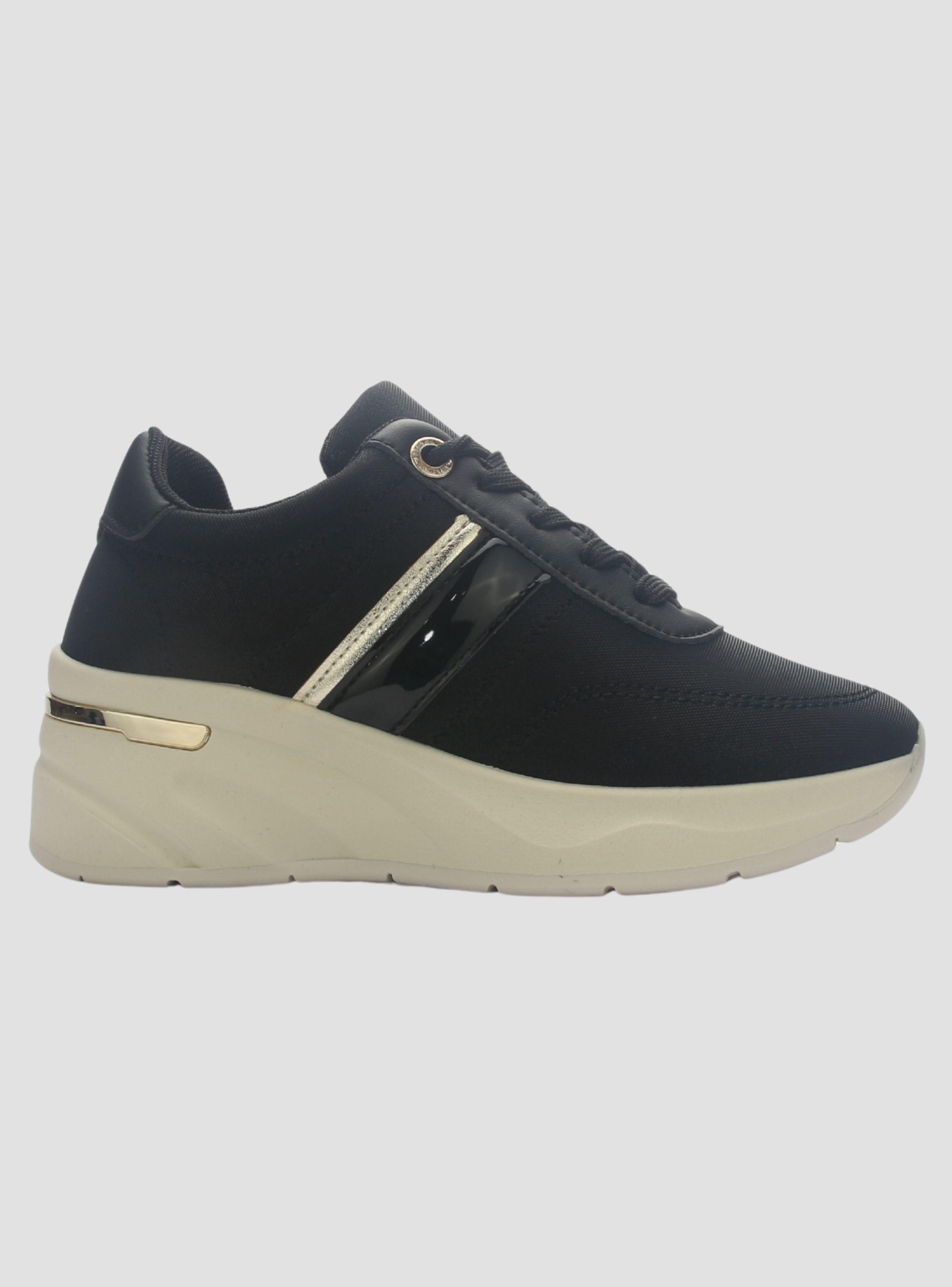 Zapatilla Mujer Chalada Juna-5 Negro Urbano-0