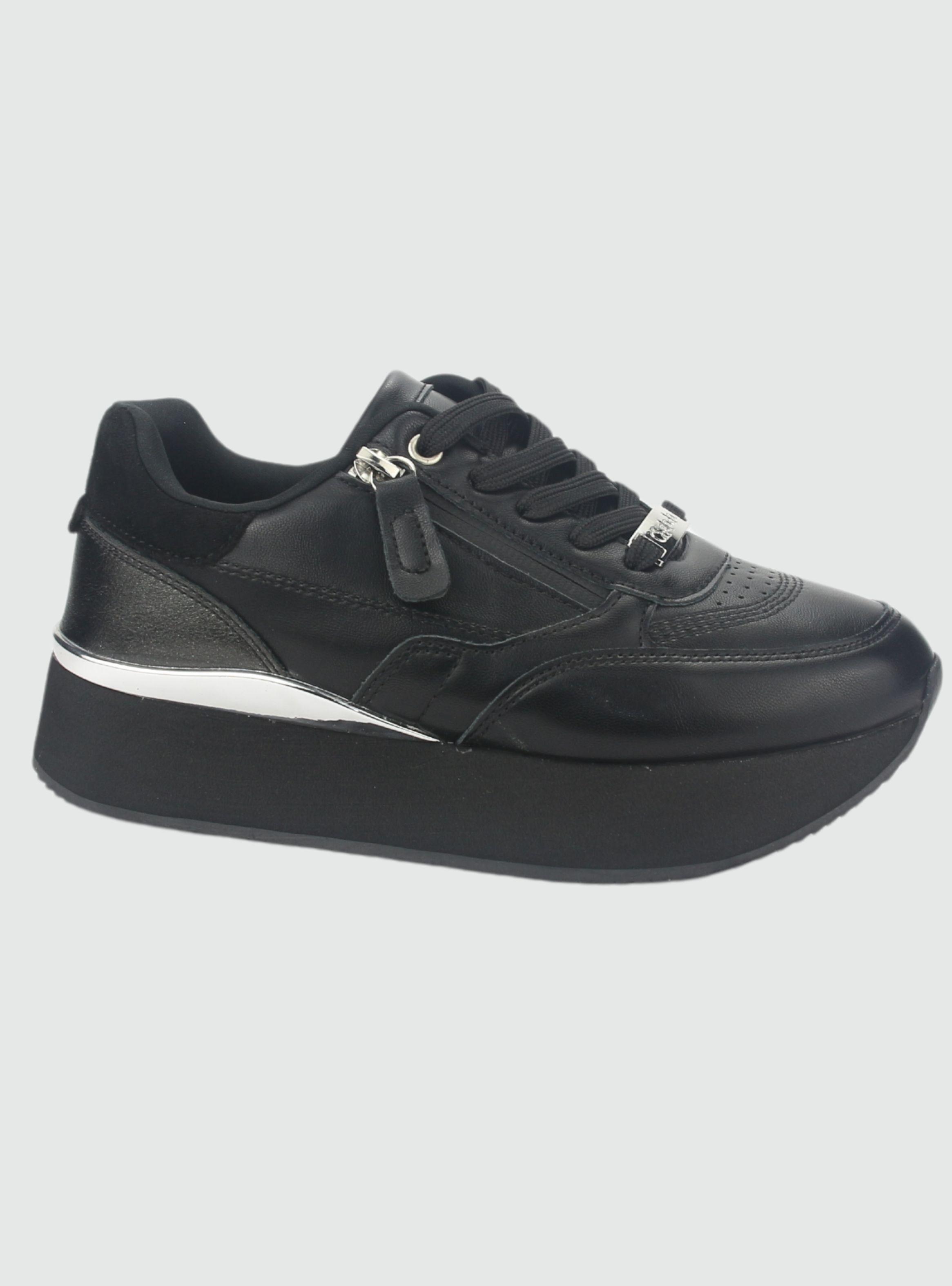 Zapatilla Chalada Mujer Friki-2 Negro Urbano-0