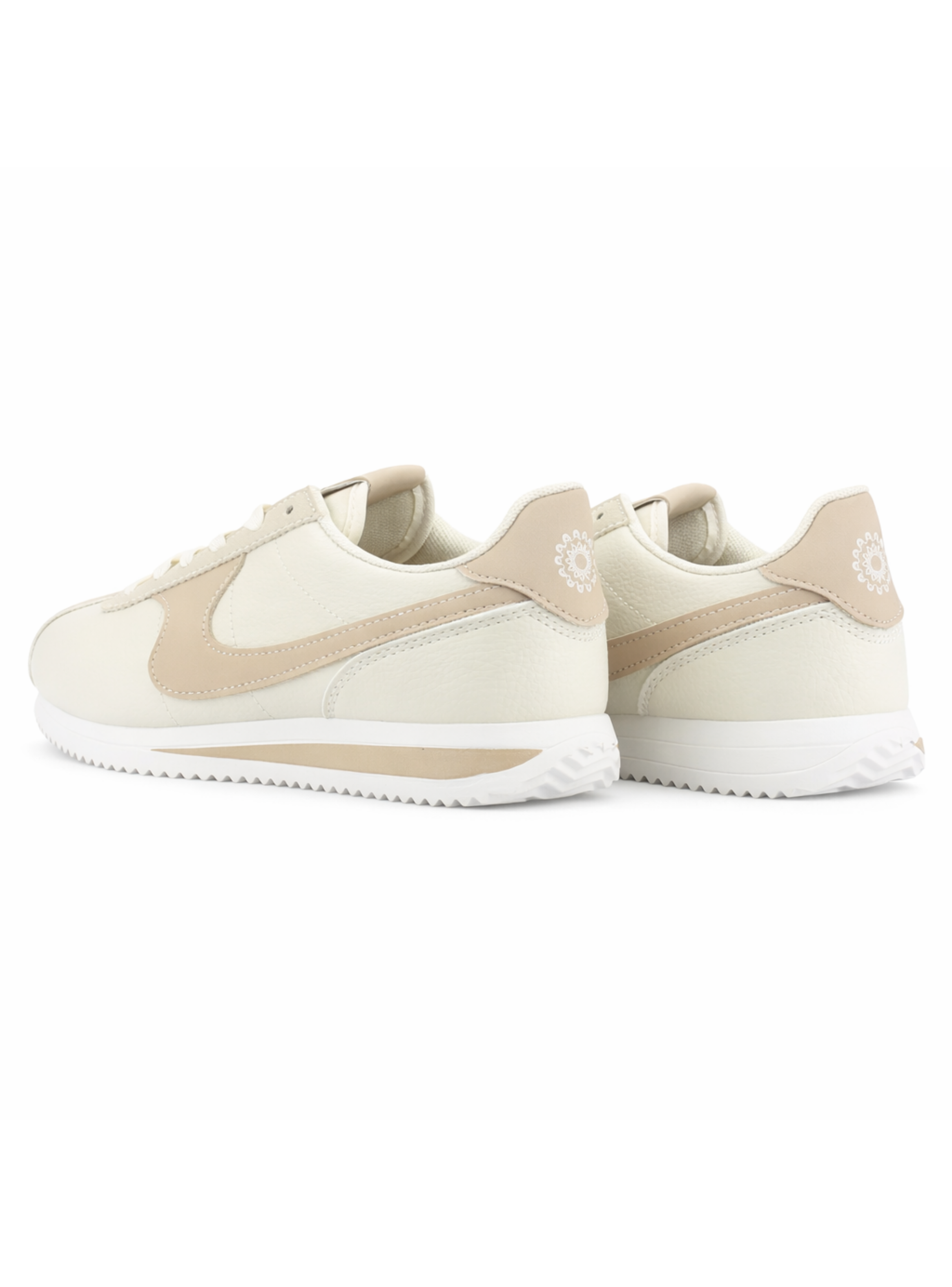 Zapatilla Beige Mujer Urbano Chalada Cortes-6