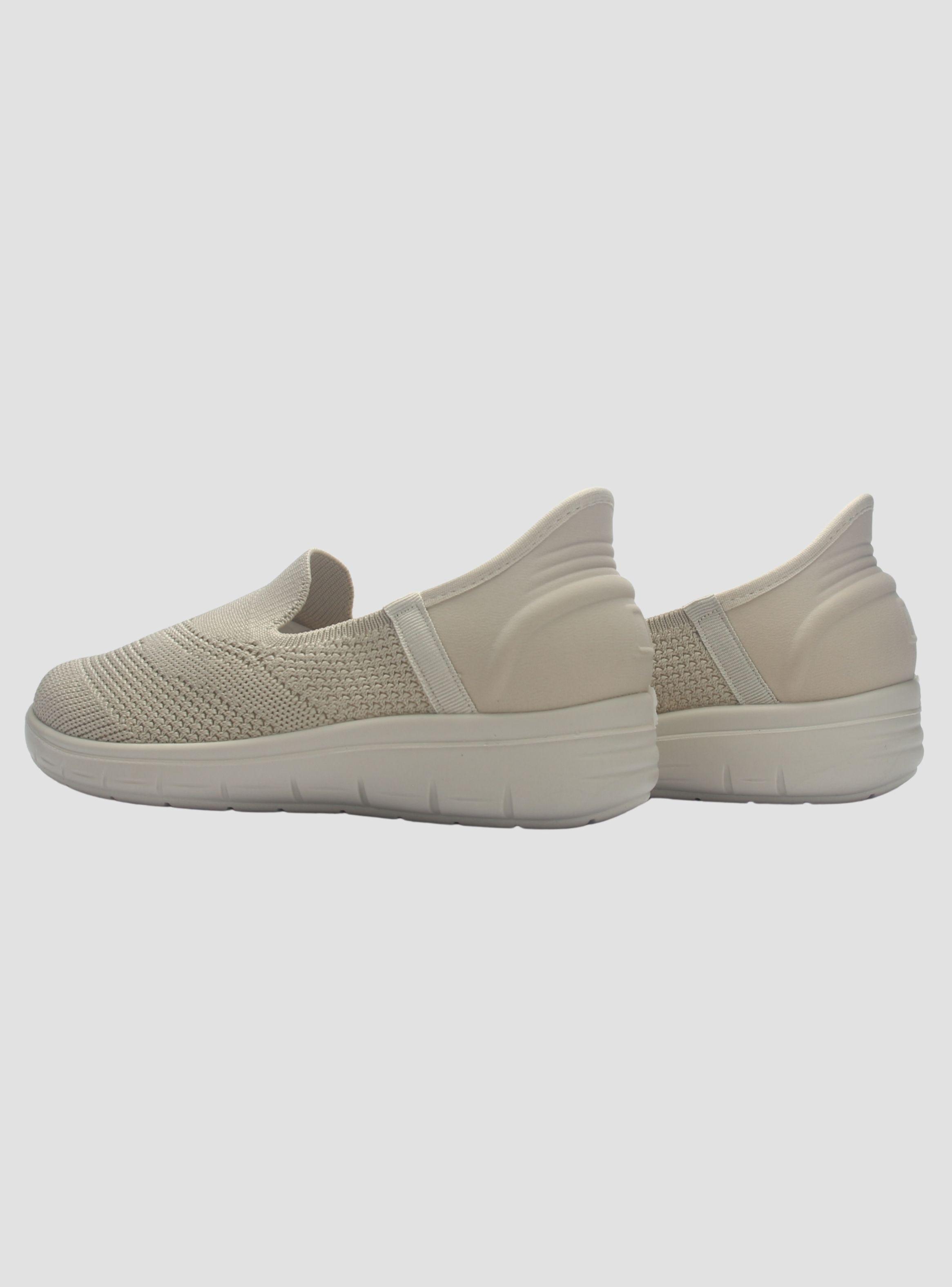 Zapatilla Mujer Chalada Momi-1 Beige Urbano-5