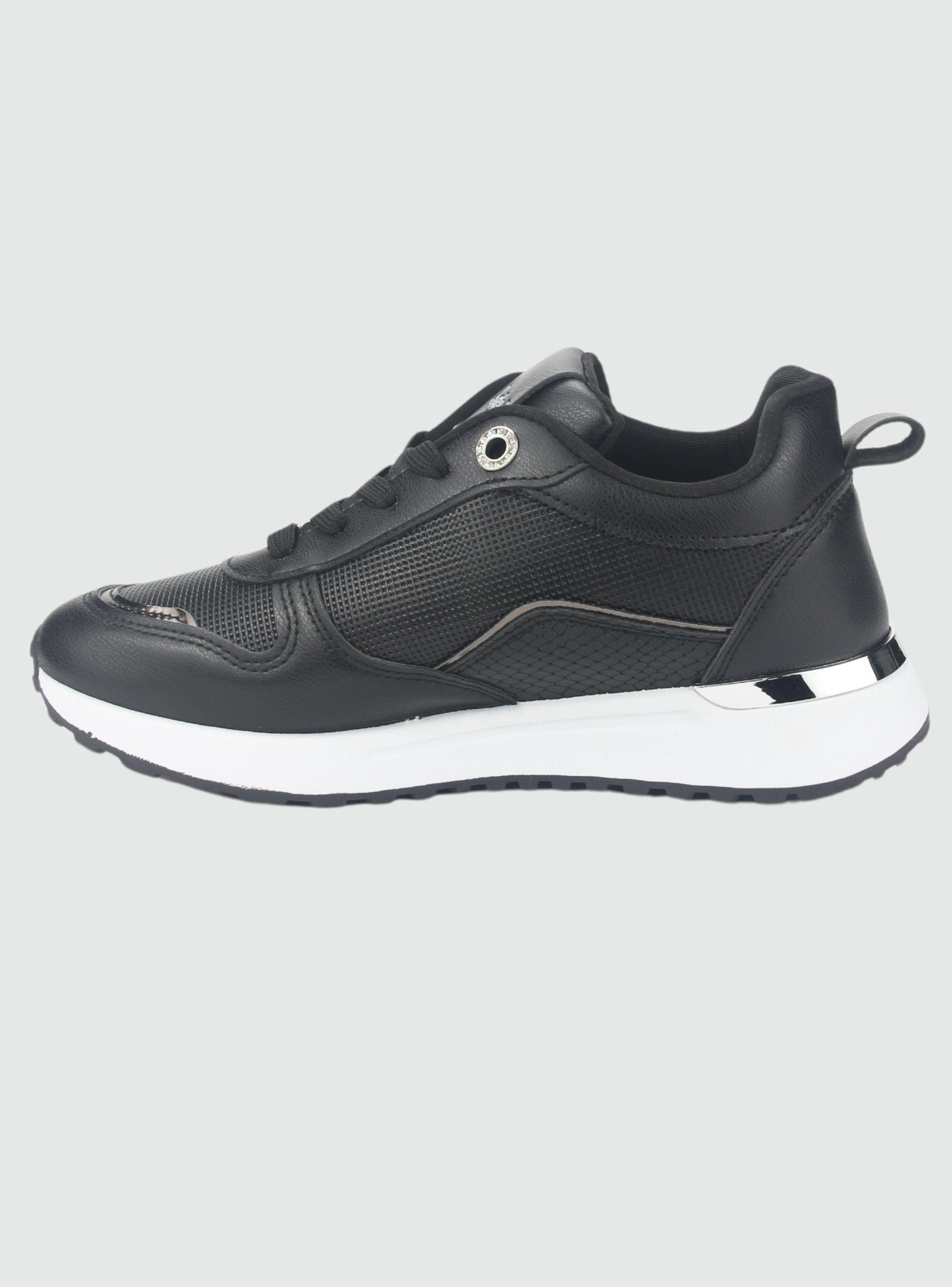 Zapatilla Chalada Mujer Fly-1 Negro Urbano-1