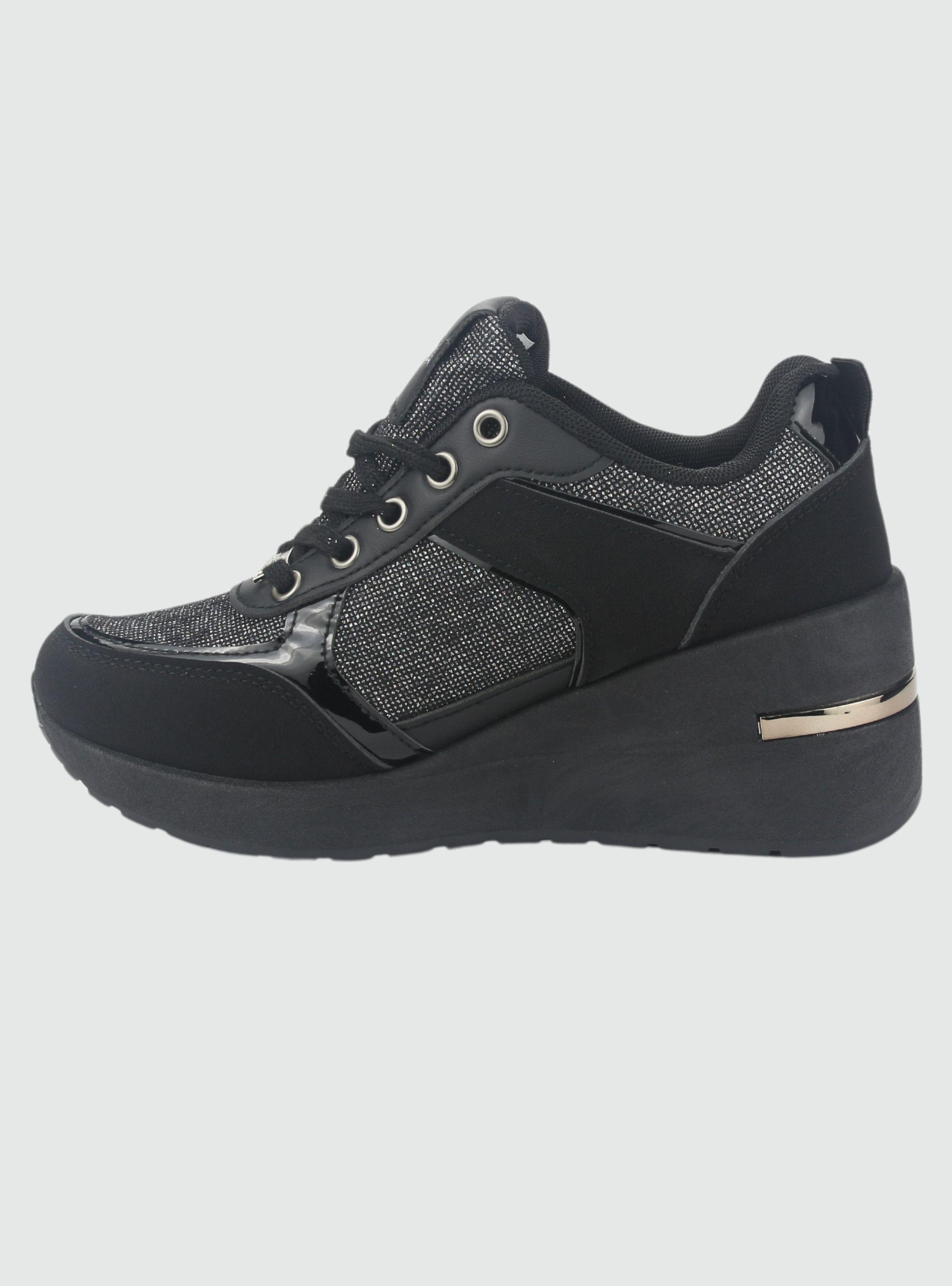 Zapatilla Chalada Mujer Bolki-1 Negro Urbano-1