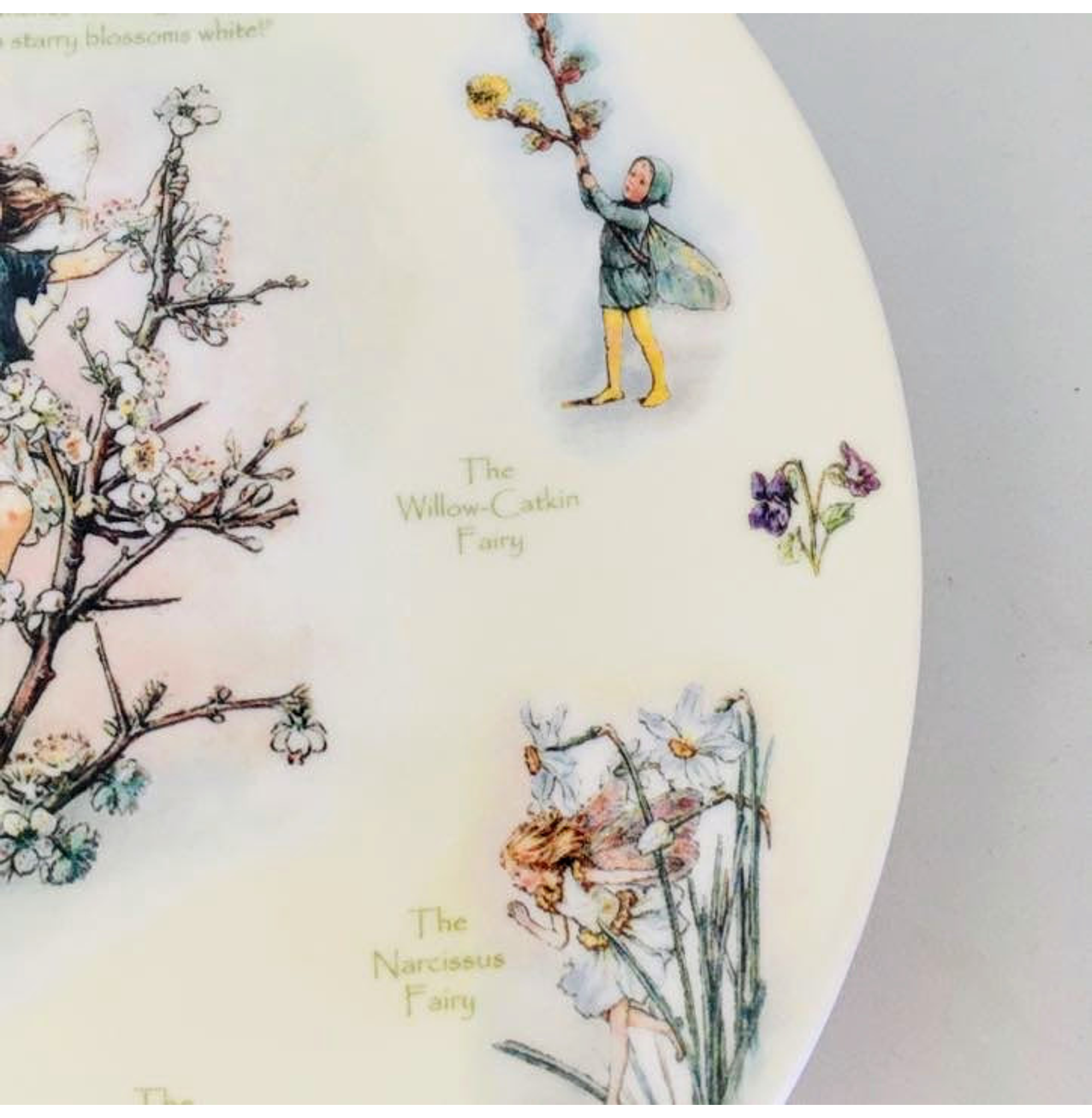 Plato decorativo serie 'Un calendario de hadas de las flores', Febrero, (2002)-4