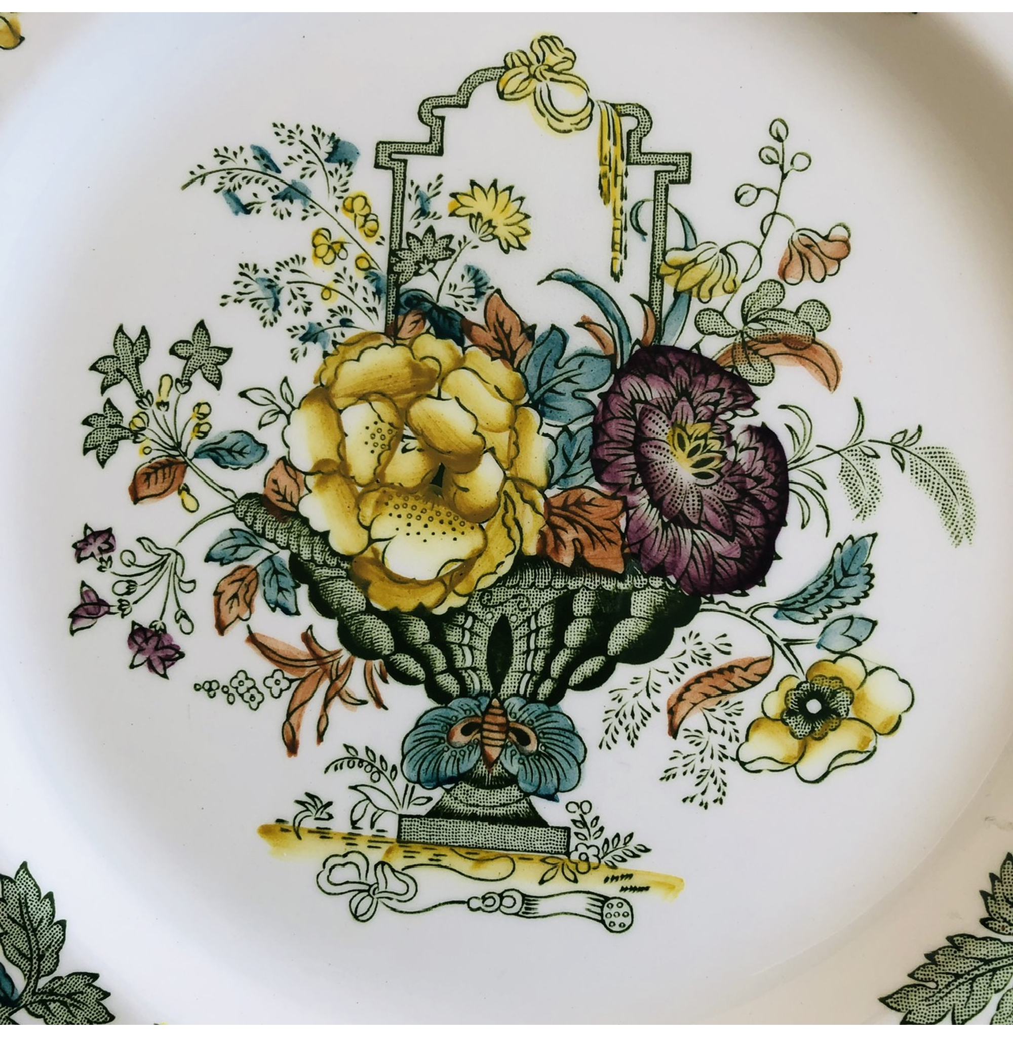 Plato Decorativo - Mason's, Inglaterra (26 cm)-3
