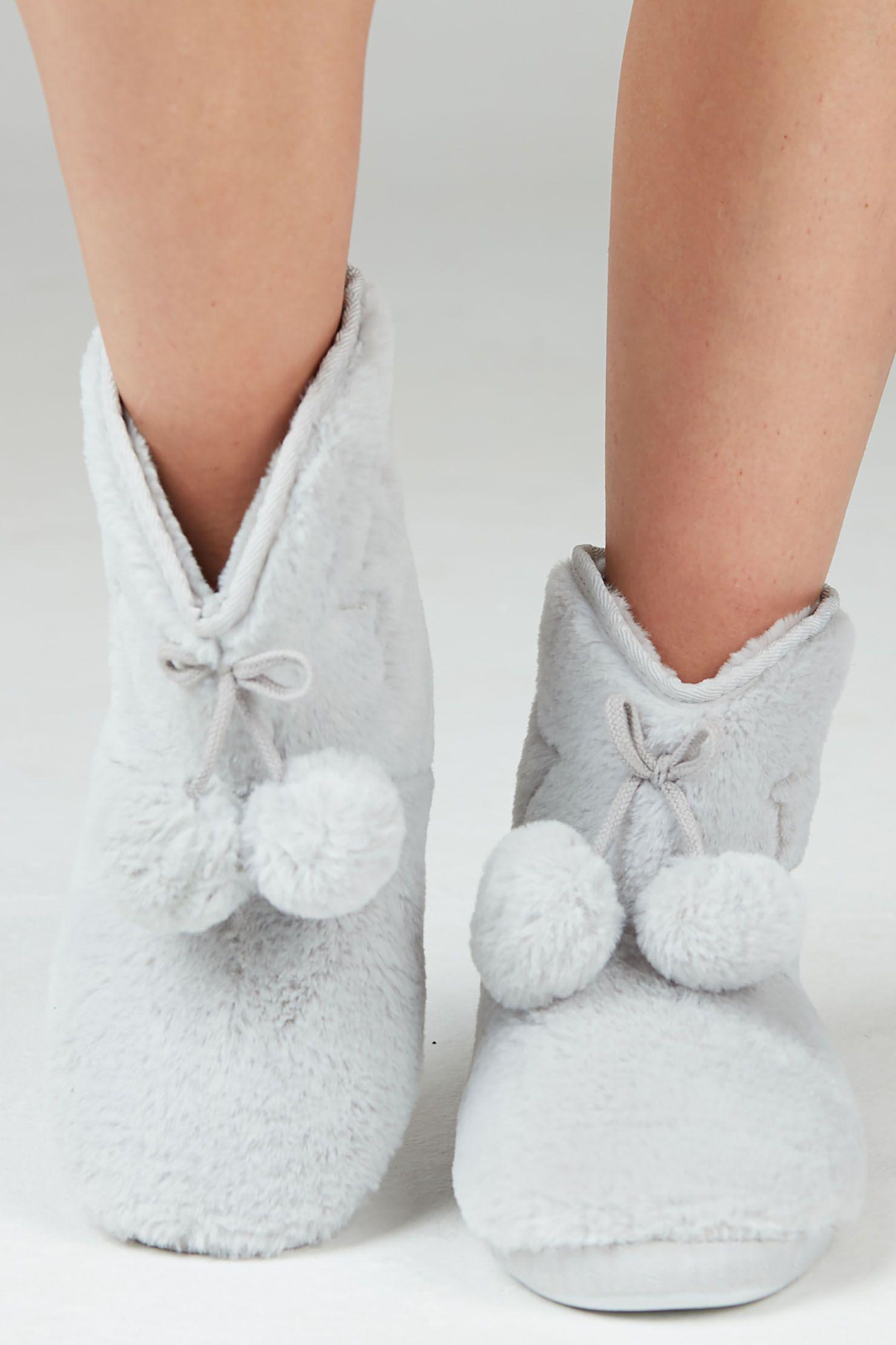 Pantufla Bota New Ponpon Gris Claro-0