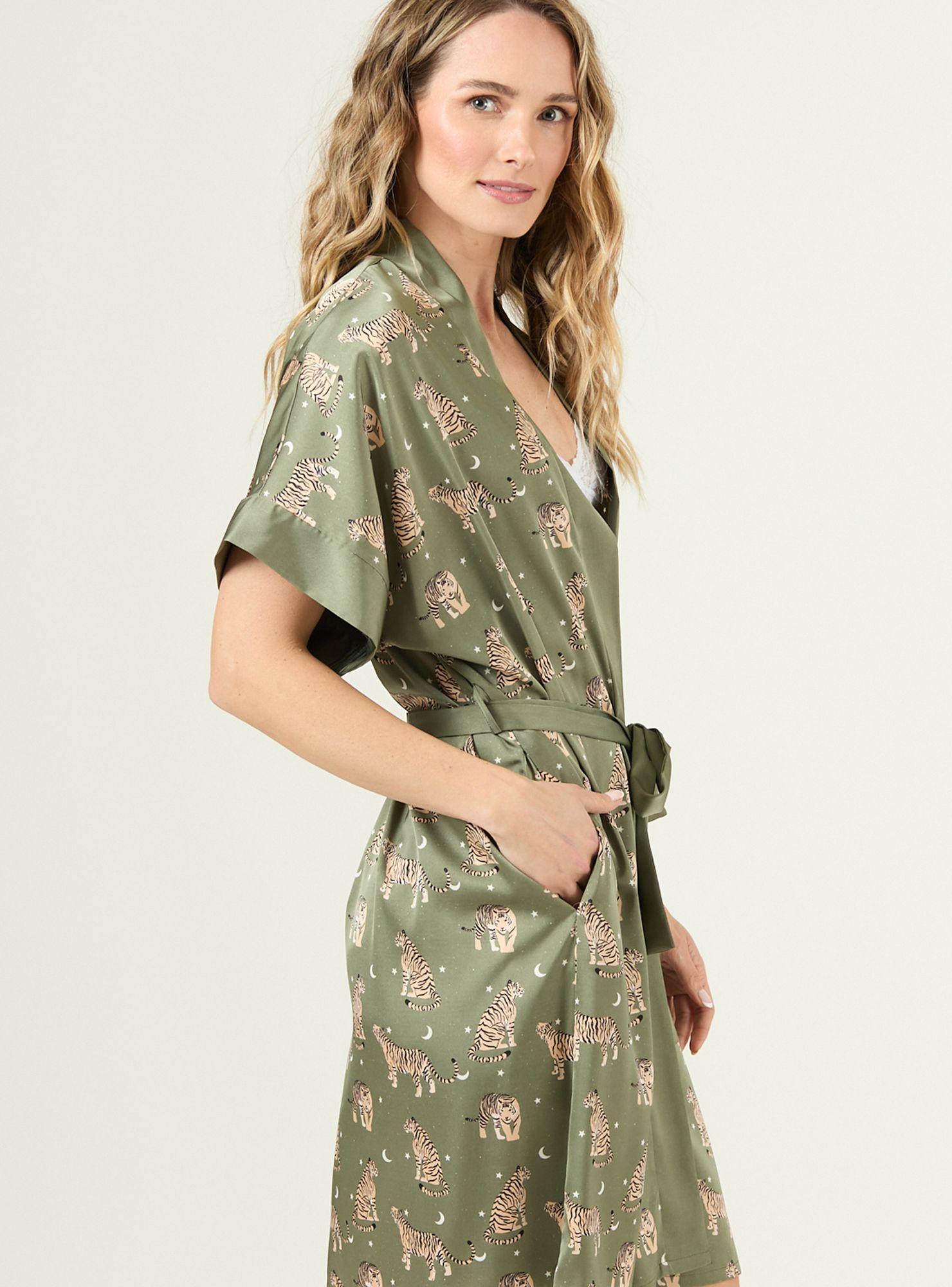 Bata de Mujer Mini Satin Verde Estampado-2