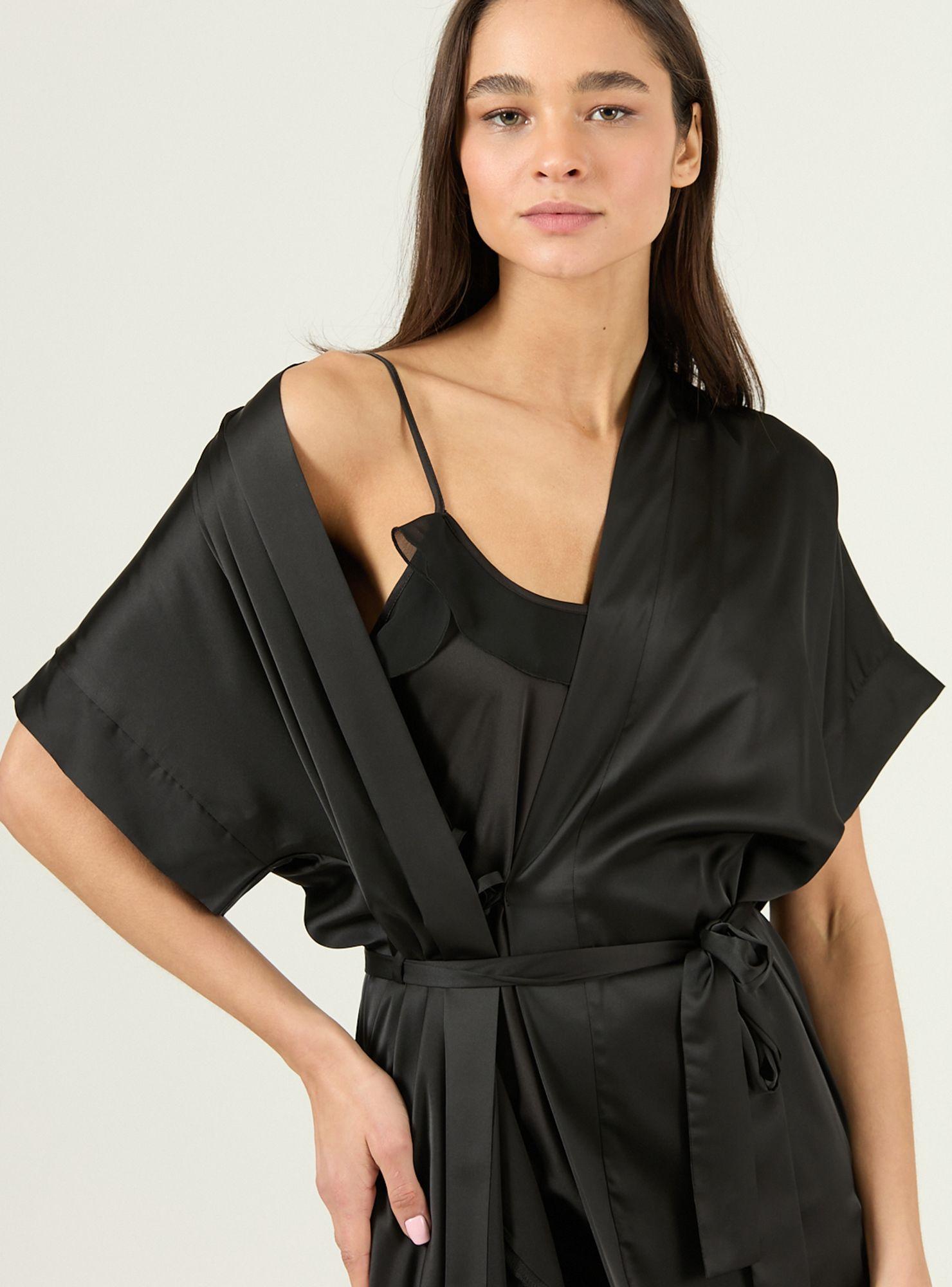 Bata de Mujer Mini Satin Negro-4