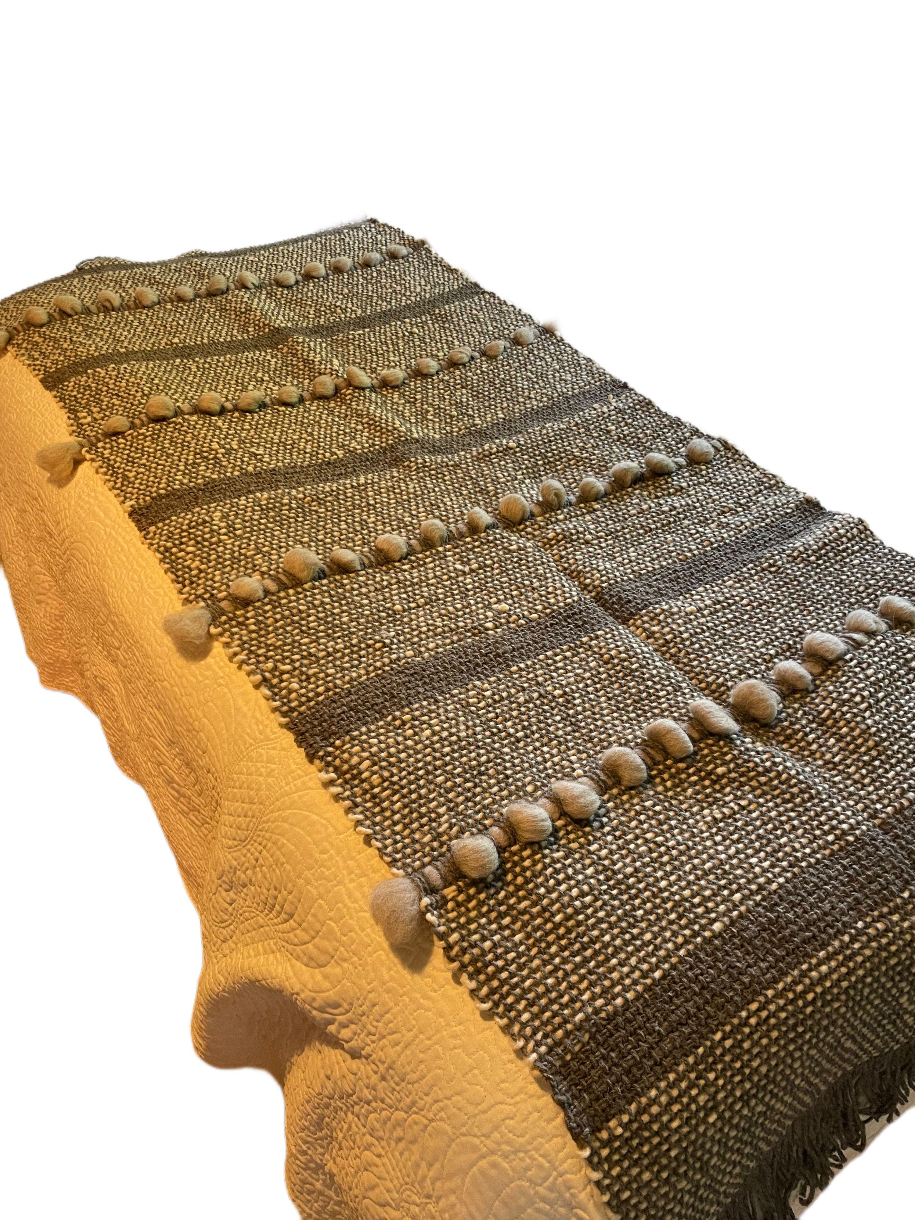 Piecera lana de oveja gris y franja en vellón natural-3