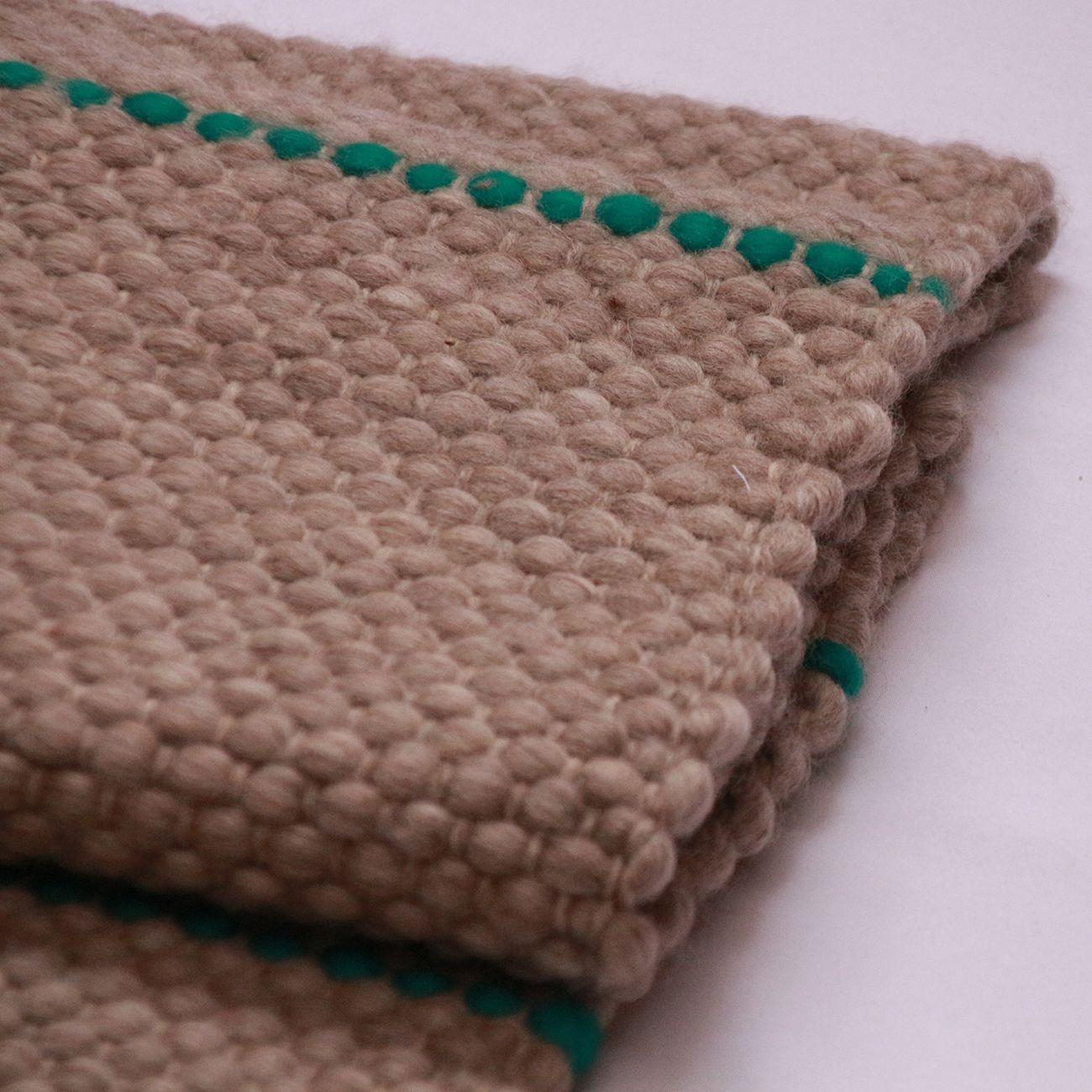 Piecera en lana de oveja gris y lineas verdes-3