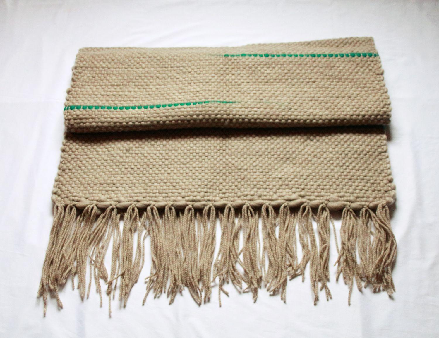 Piecera en lana de oveja gris y lineas verdes-1