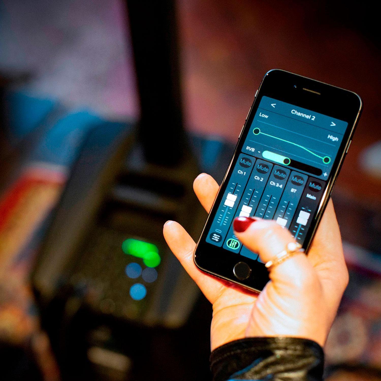 Sistema Line Array Portátil Mackie SRM Flex-8