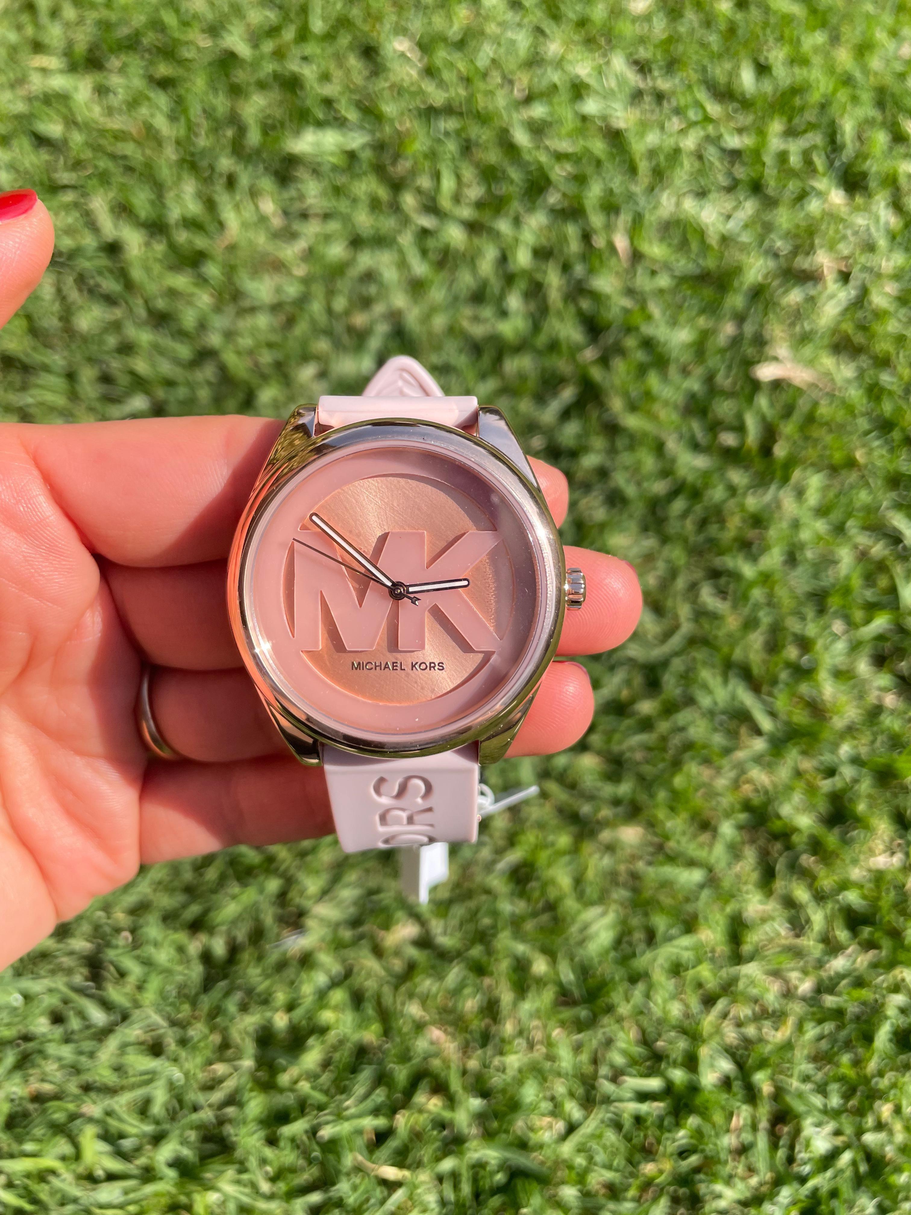 Reloj Janelle Rosado -4