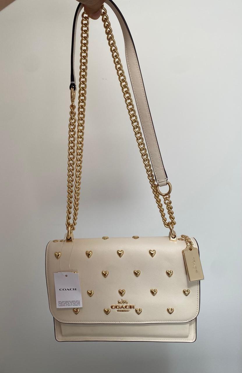 KLARE CROSSBODY CON APLIQUES DE CORAZONES DORADOS-2