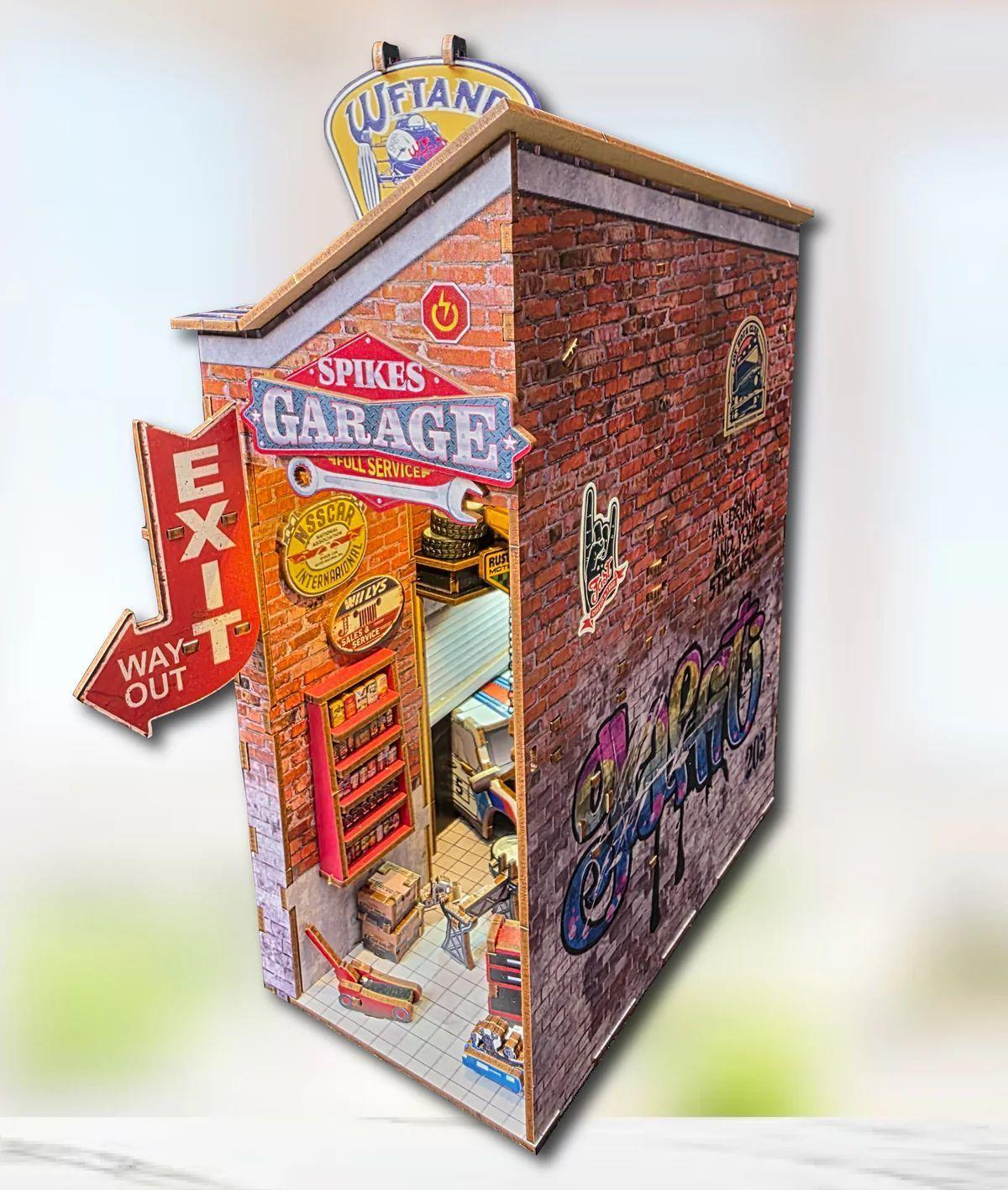 Spike's Garage – Separador de Libros de Taller Mecánico Luz-4