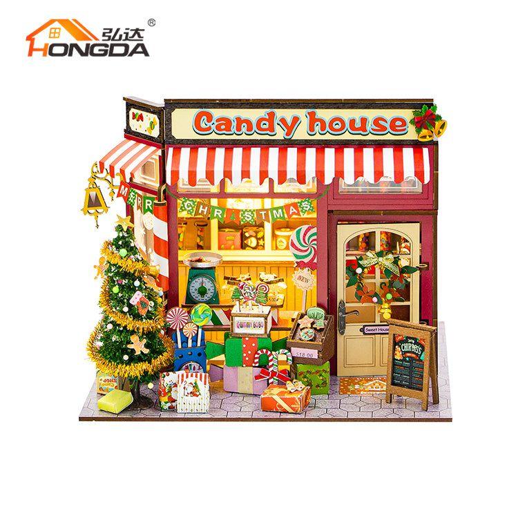 Casa de Dulces Navideña - Candy House Miniatura DIY con Luz (Hongda PC2502)-2