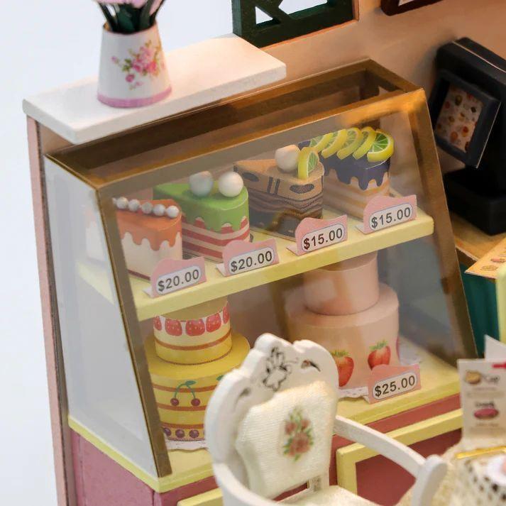 Casa Miniatura DIY "Sweet Cake" con Luces LED Kit de Madera S2201-4