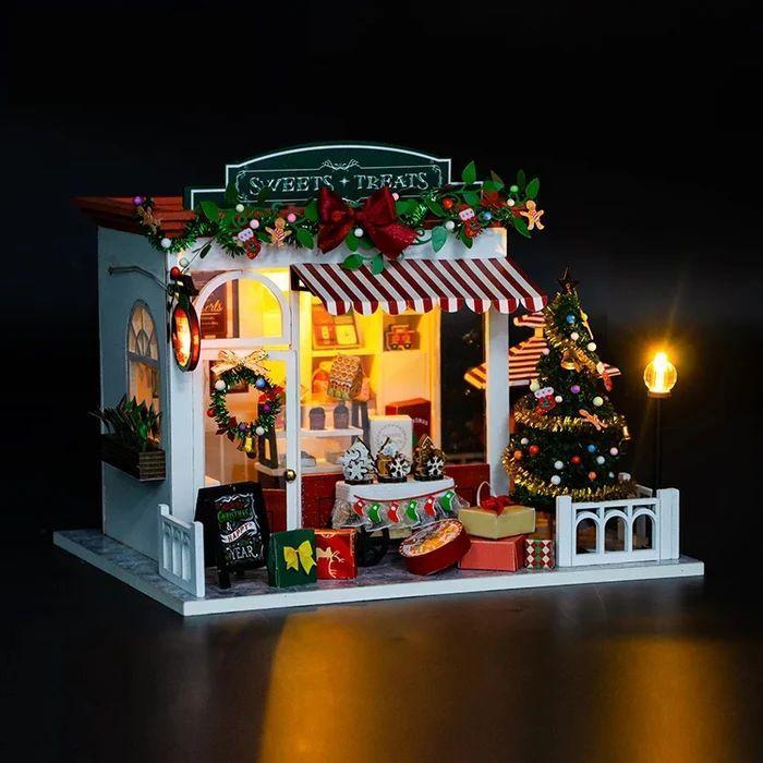 Casita Miniatura Navideña "Sweets Treats" – Kit DIY con Luces LED PC2319-5