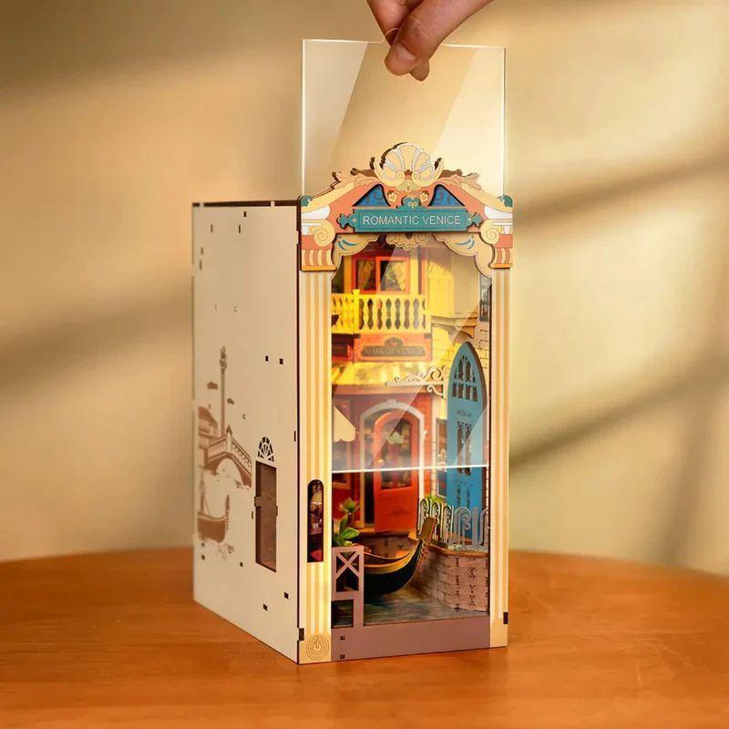 Booknook 3D "Romantic Venice" - Maqueta para Armar (Rolife)-4