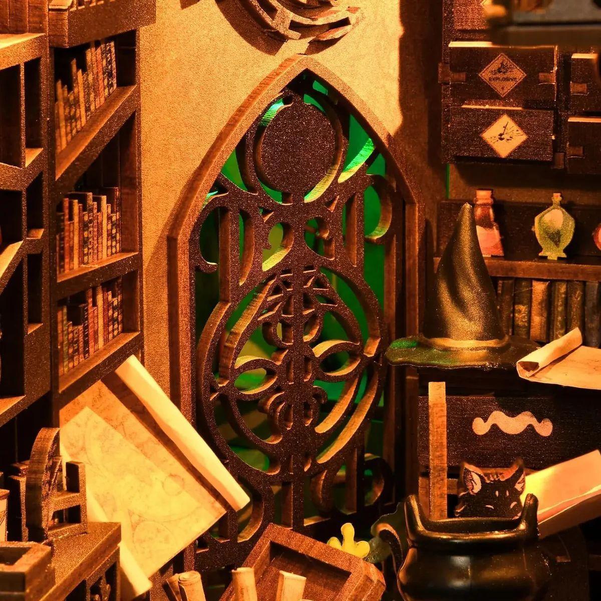 Separador de Libros - La Casa del Maestro - Booknook-5