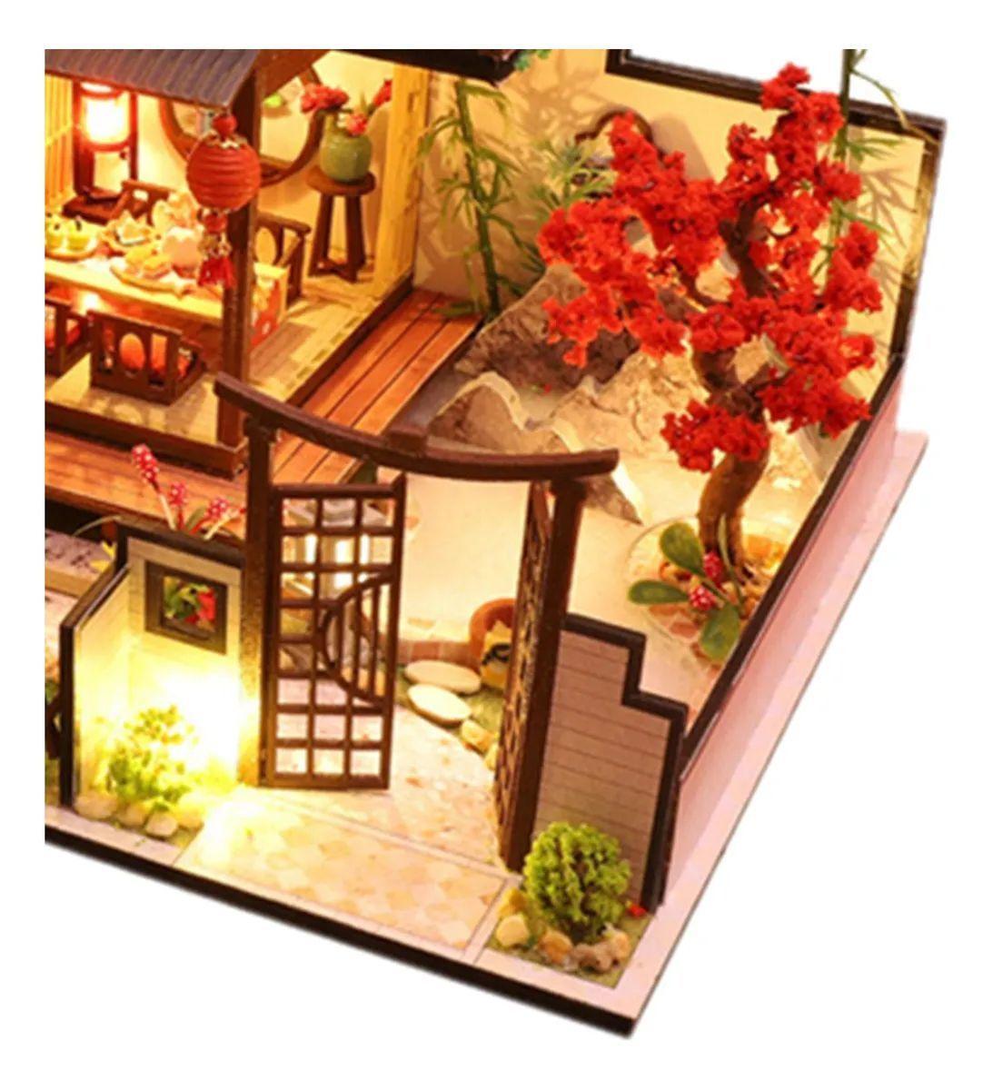 La Antigua Capital Bajo La Luz De La Luna - Kit Armable en Miniatura -4