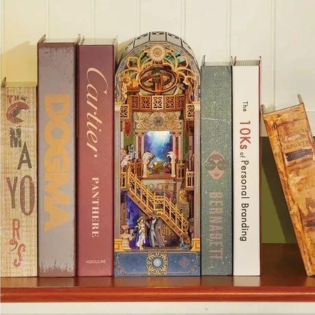 Booknook 3D "Spacetime Museum" - Maqueta Interactiva con Luz y Sensor (Tonecheer)-5