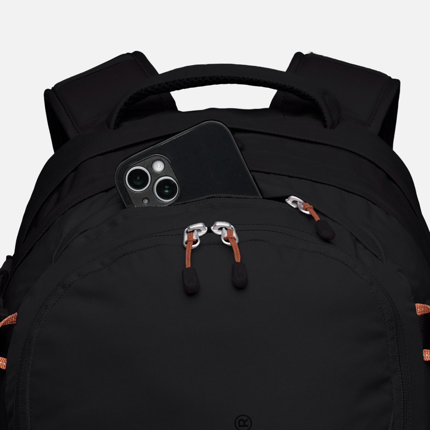 Mochila Intense 24L Daypack Negro Lippi V26-2