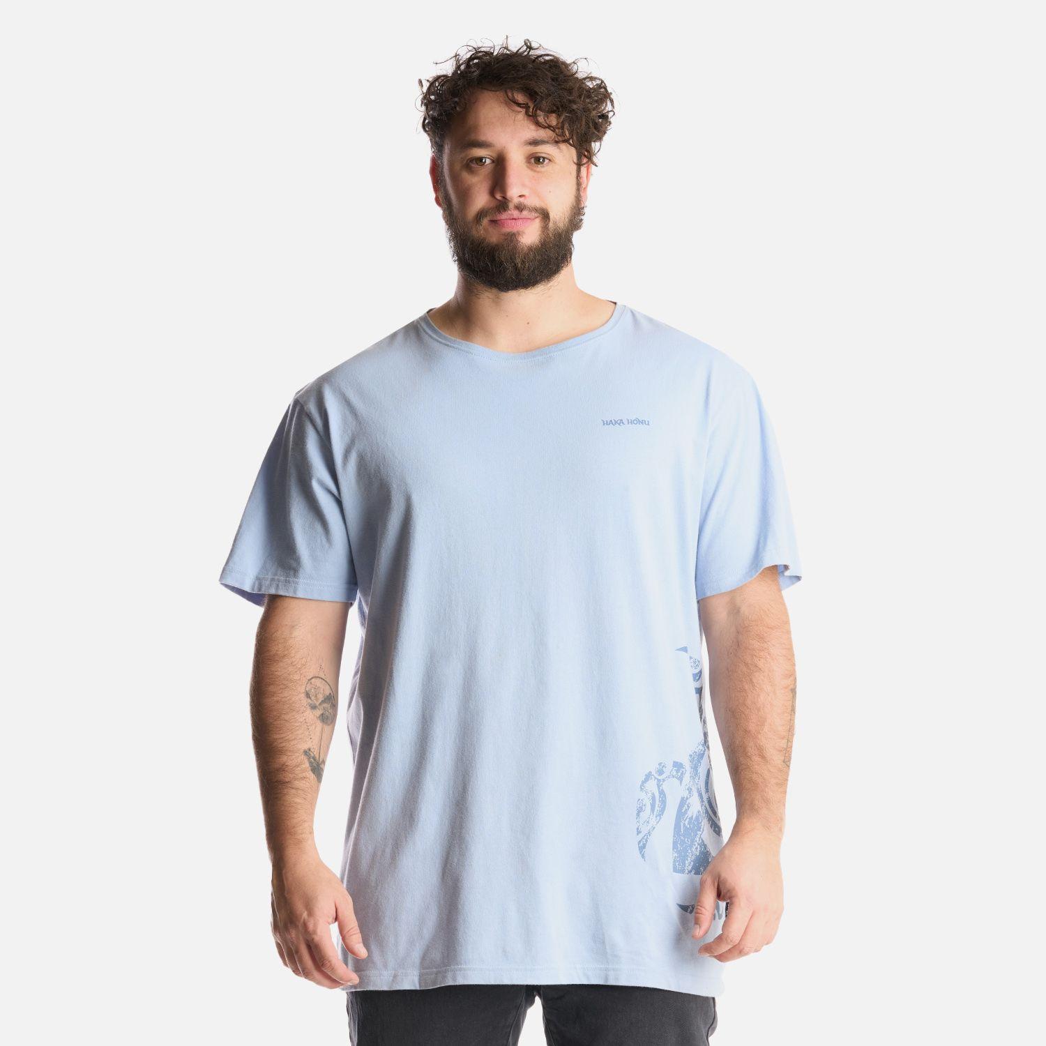 Polera Hombre Haka Celeste Haka Honu I24-1
