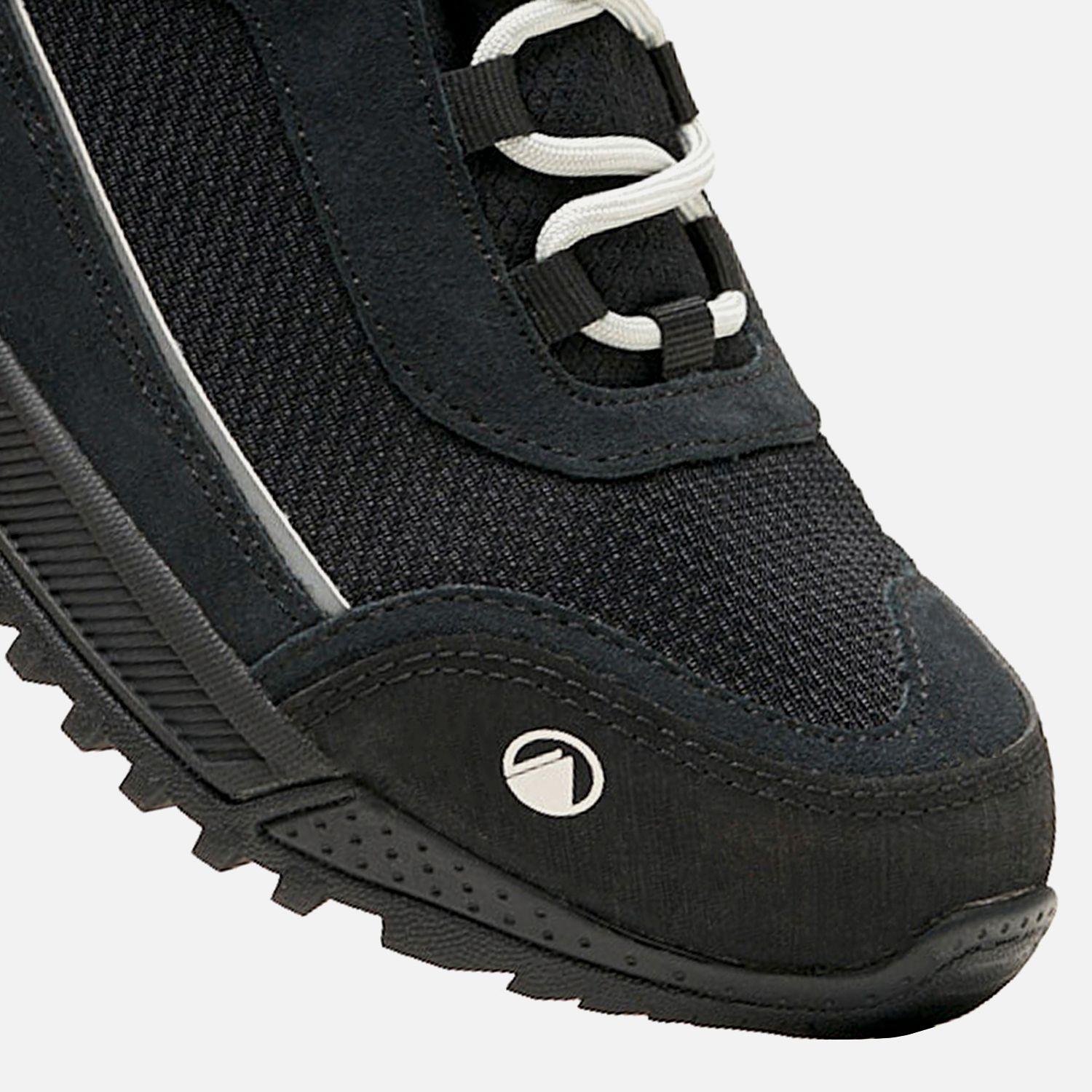 Botín Mujer Hill Hiker Vino Negro Lippi-5