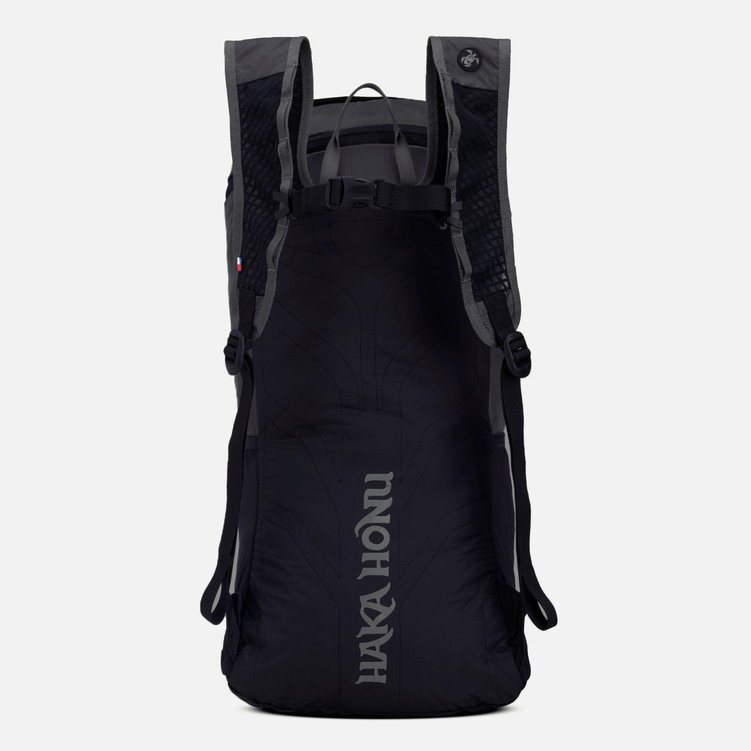 Mochila Peso Pluma 25L Negro  Haka Honu-2