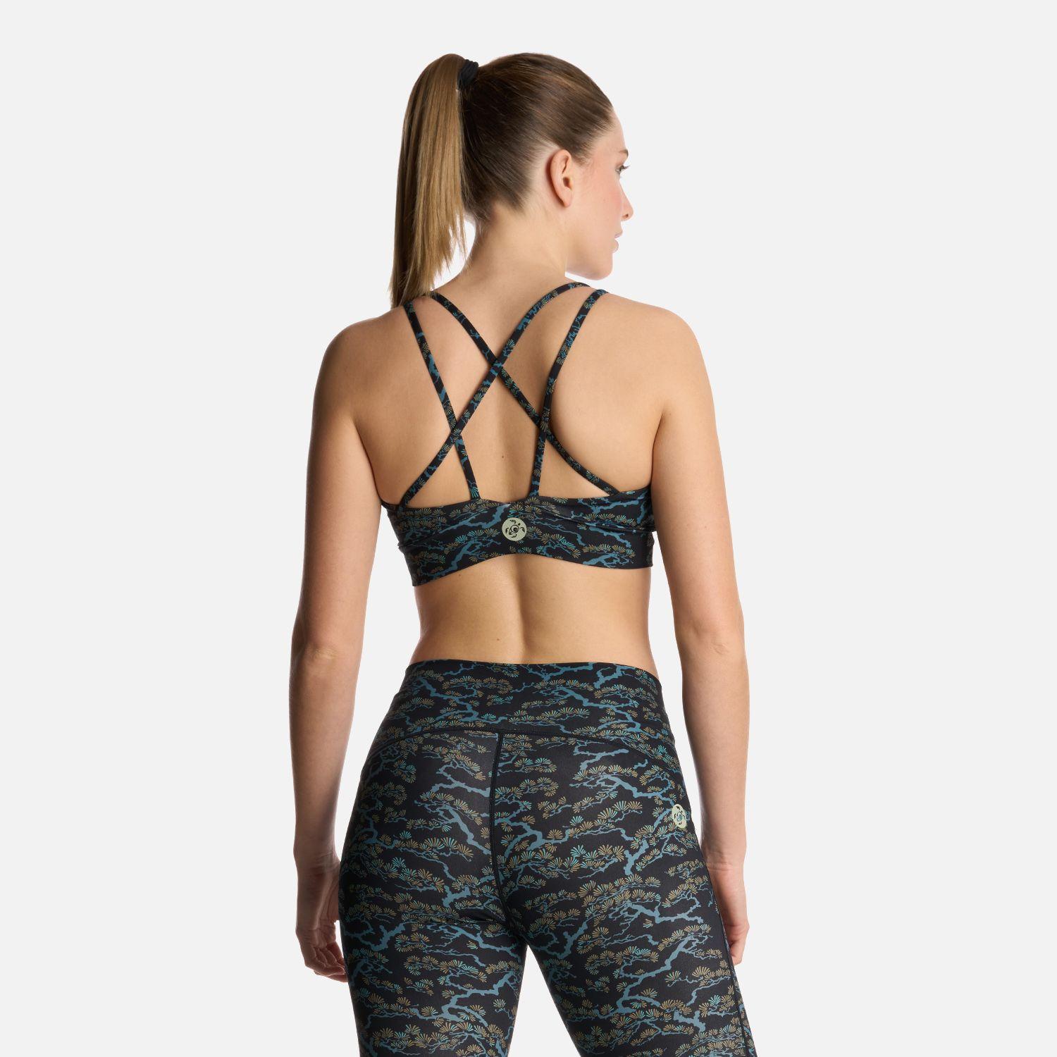 Peto Mujer Copihue Print Negro Haka Honu-2