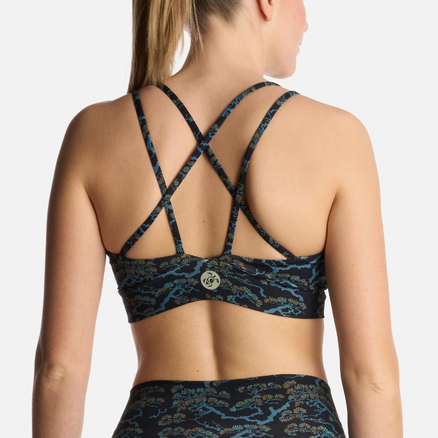 Peto Mujer Copihue Print Negro Haka Honu-3