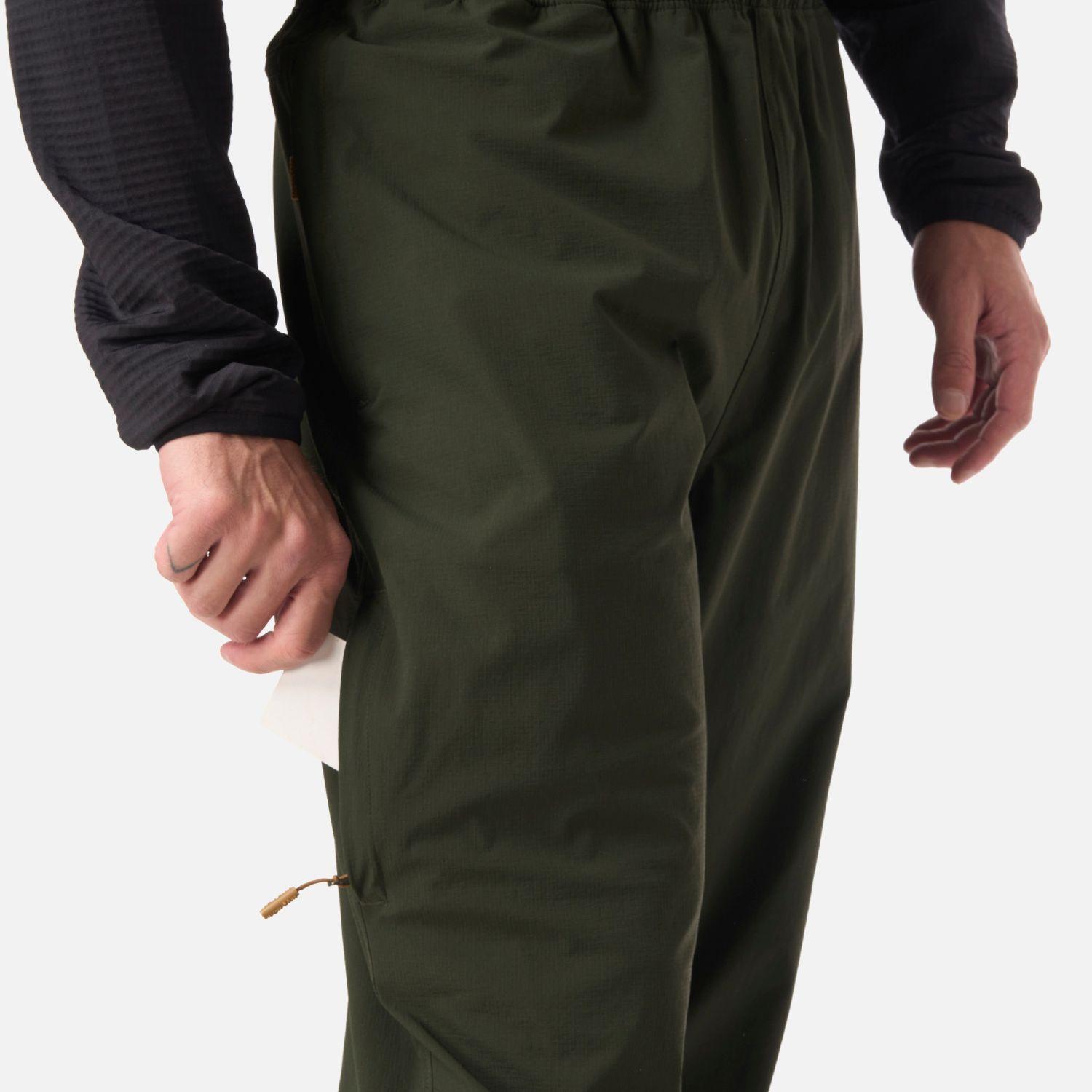 Pantalón Hombre Versatiro Verde Militar Haka Honu V26-4